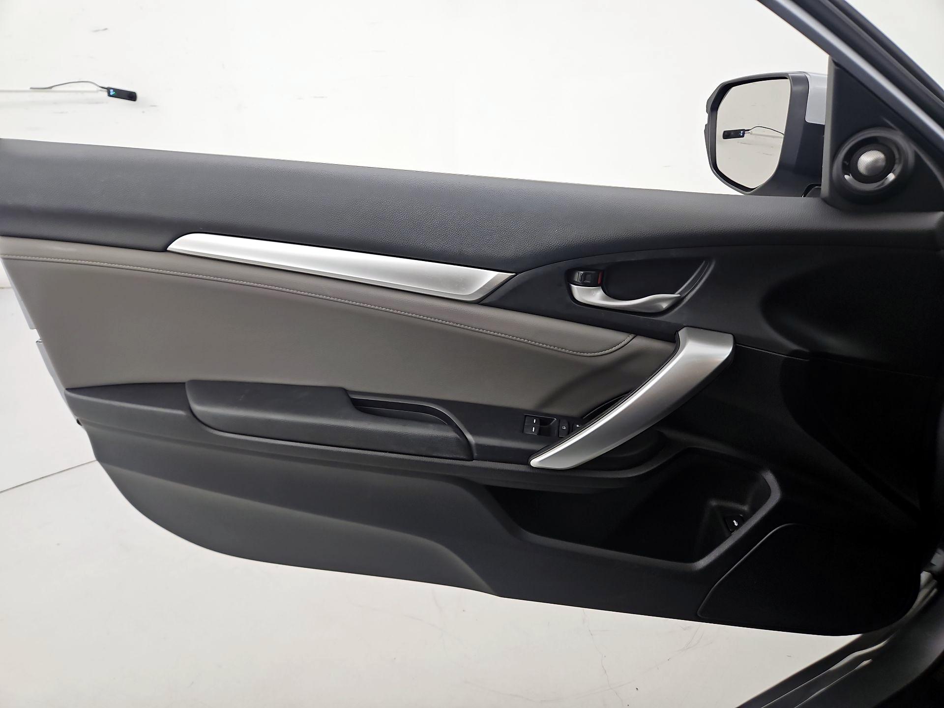 Thumbnail: 2017 Honda Civic - 12