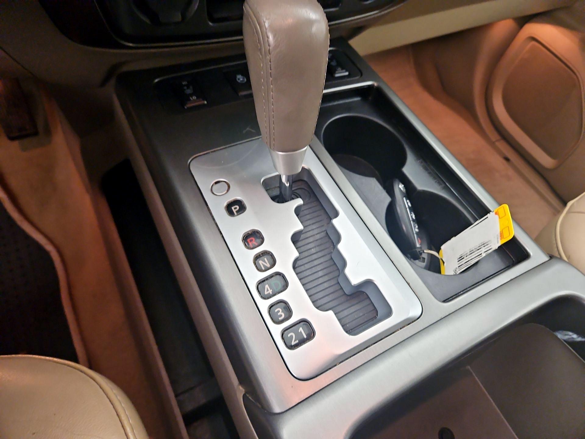 Thumbnail: 2015 Nissan Armada - 17