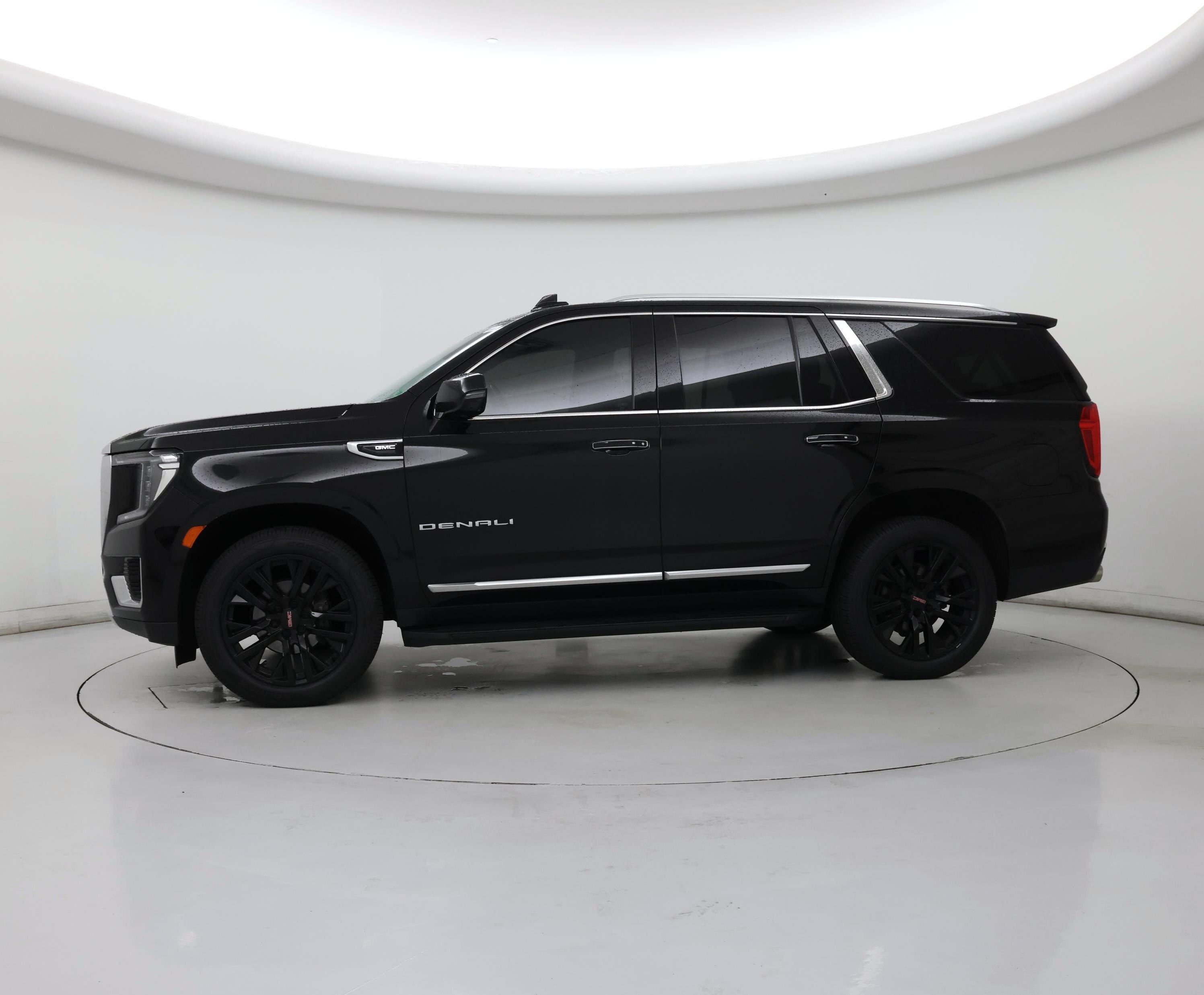 Thumbnail: 2021 GMC Yukon - 3