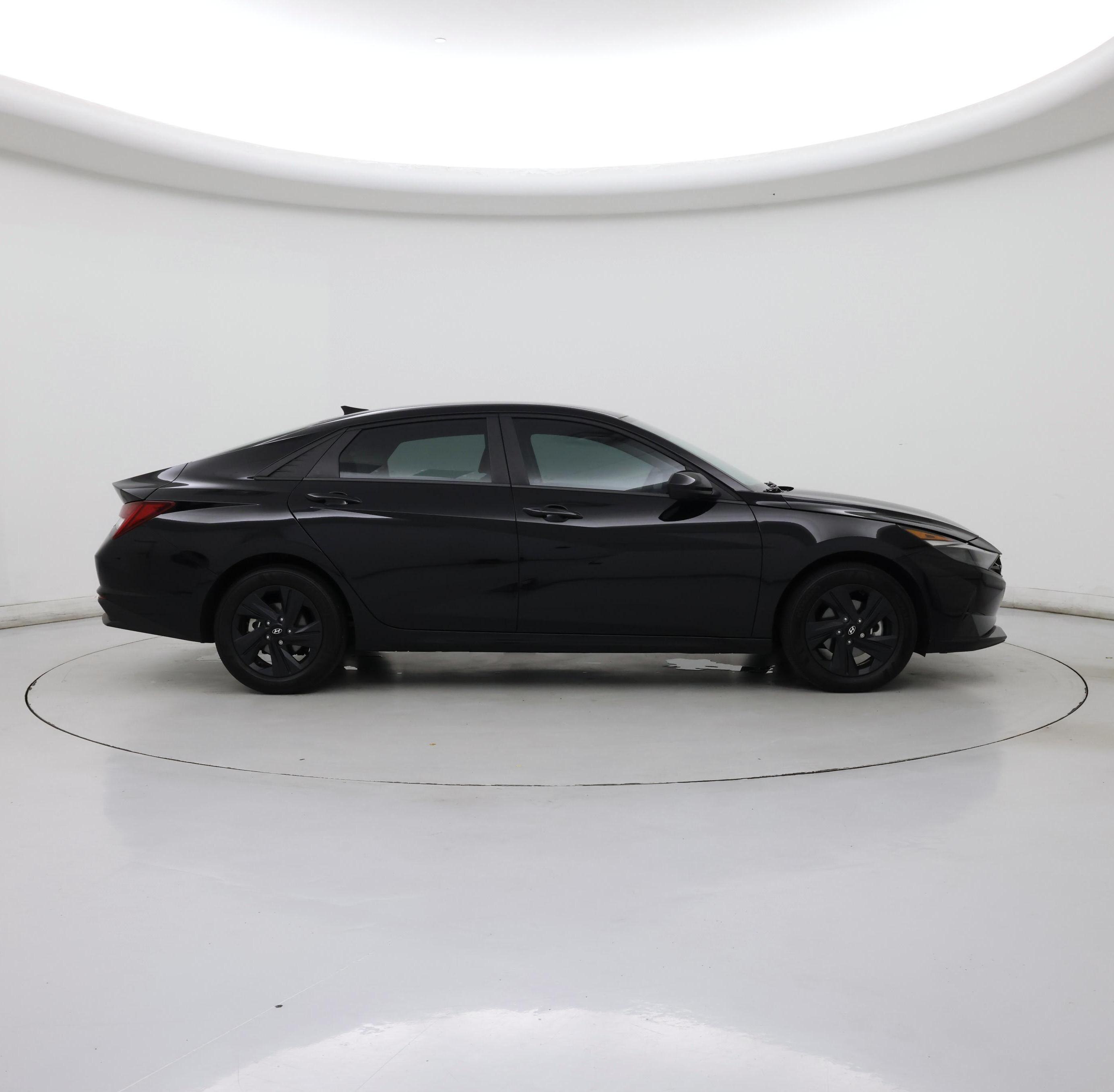 Thumbnail: 2023 Hyundai Elantra - 7