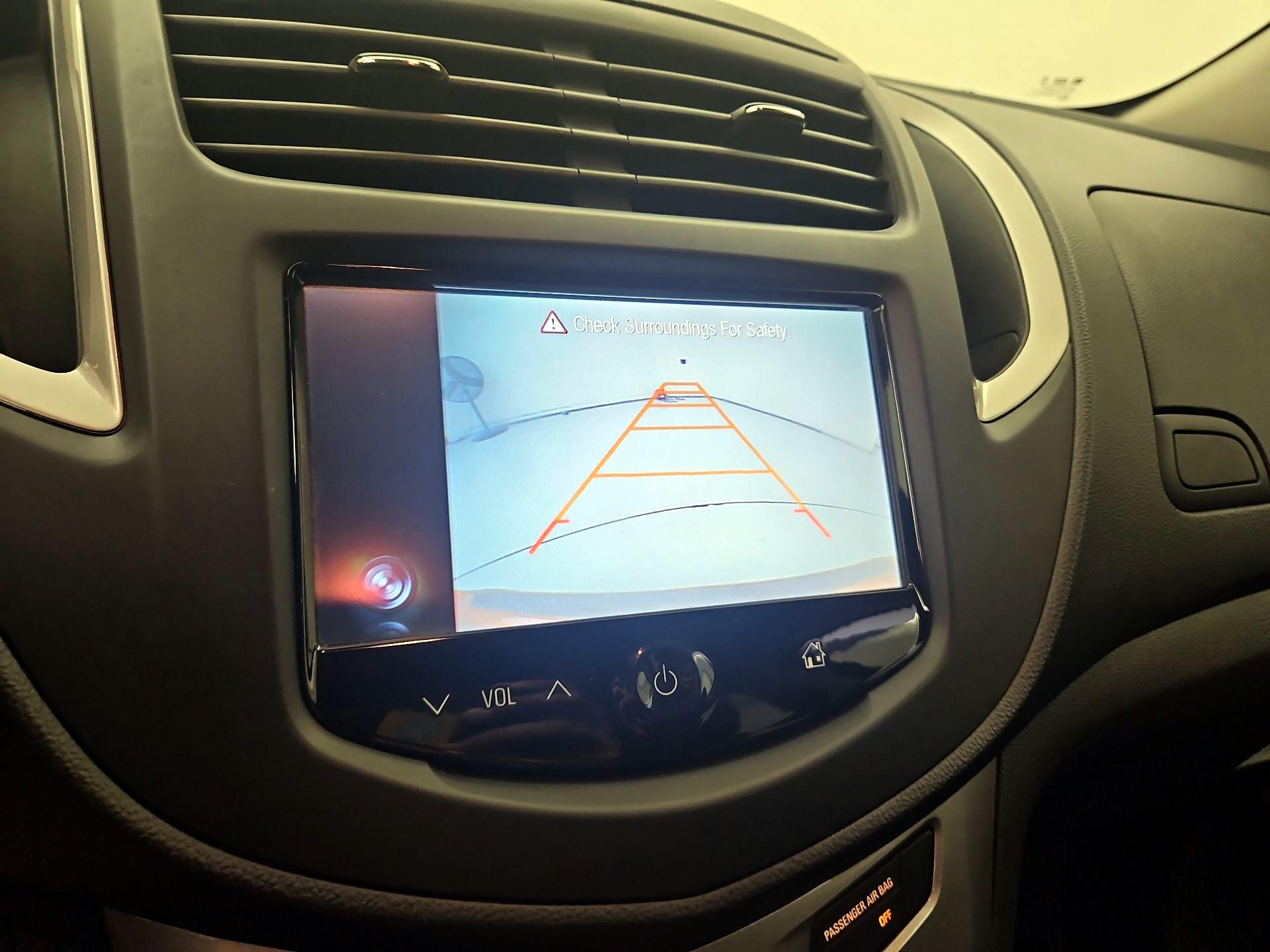 Thumbnail: 2016 Chevrolet Trax - 14
