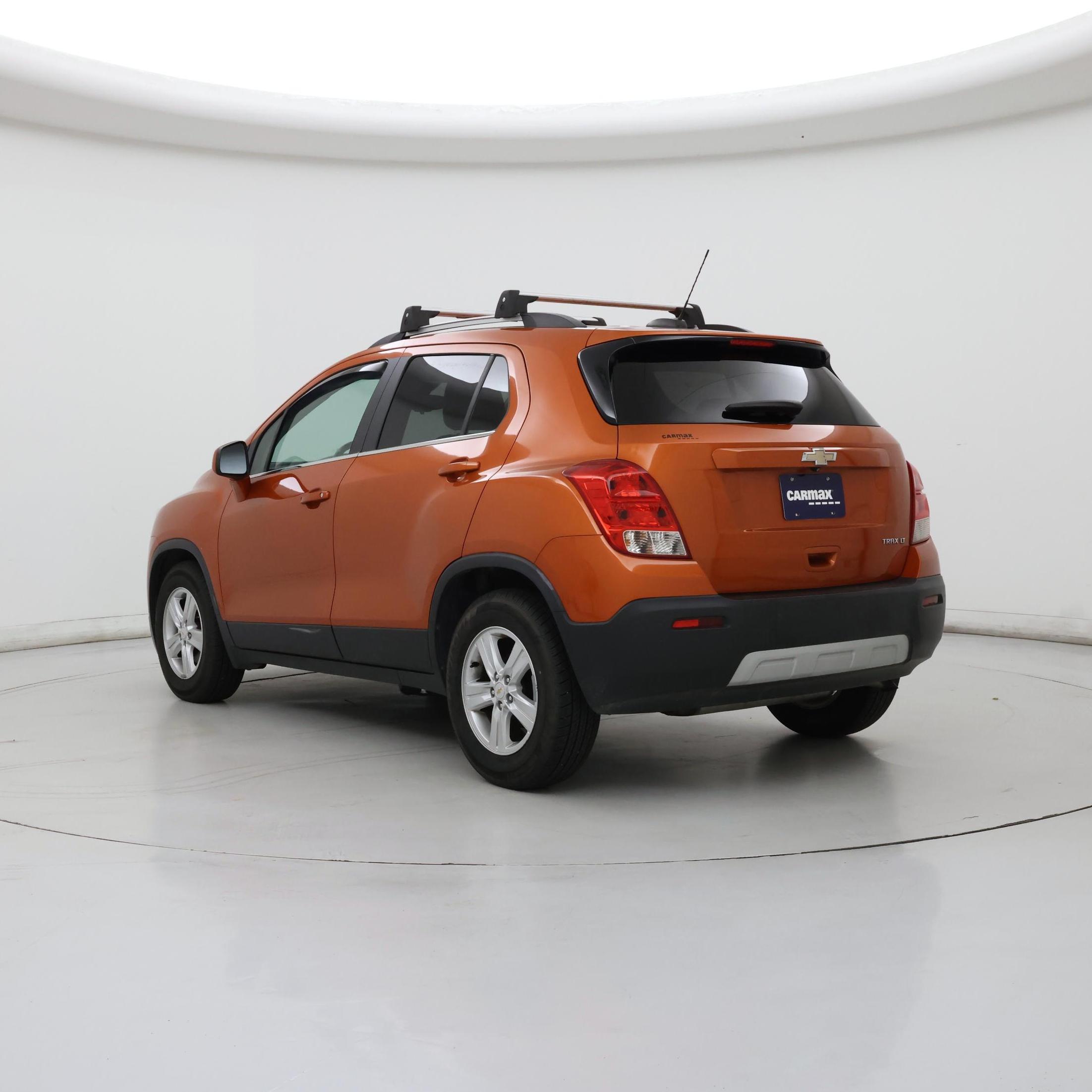 Thumbnail: 2016 Chevrolet Trax - 2