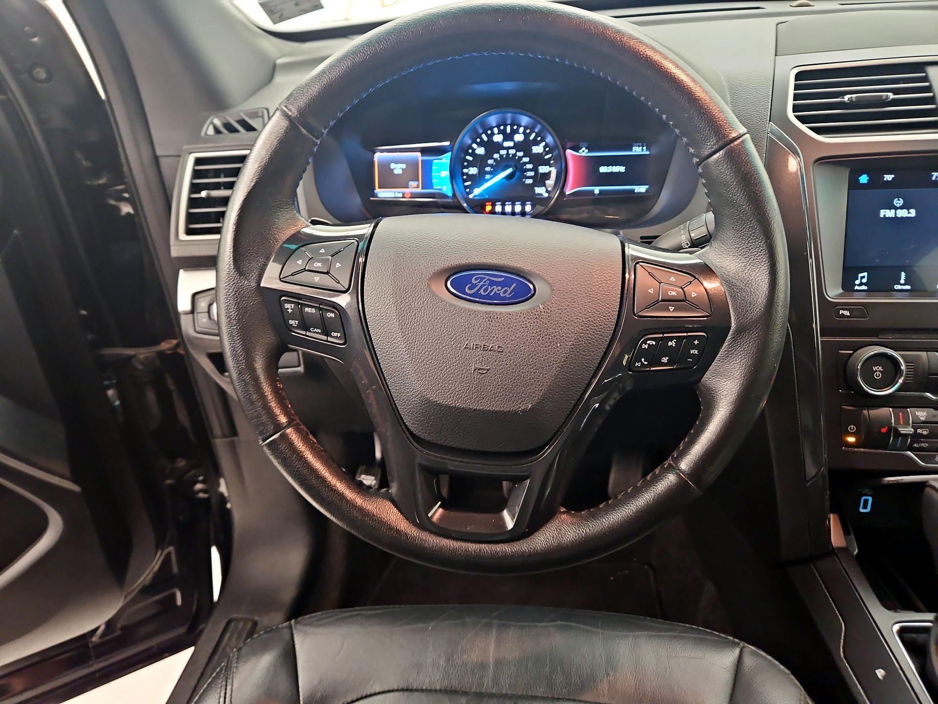 Thumbnail: 2017 Ford Explorer - 10