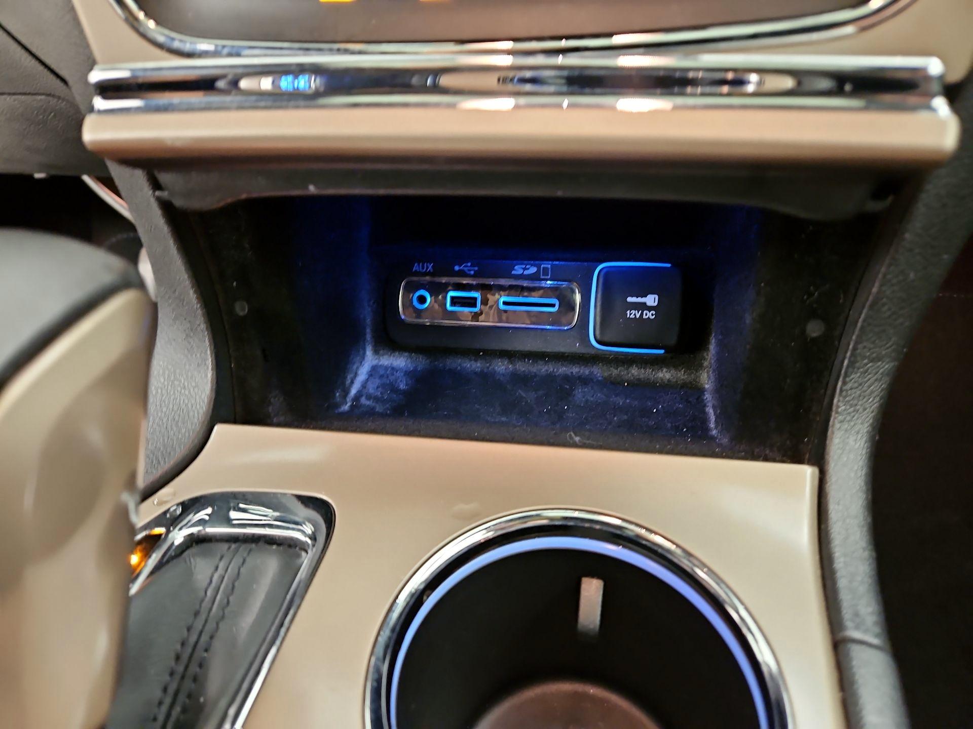 Thumbnail: 2016 Jeep Grand Cherokee - 19