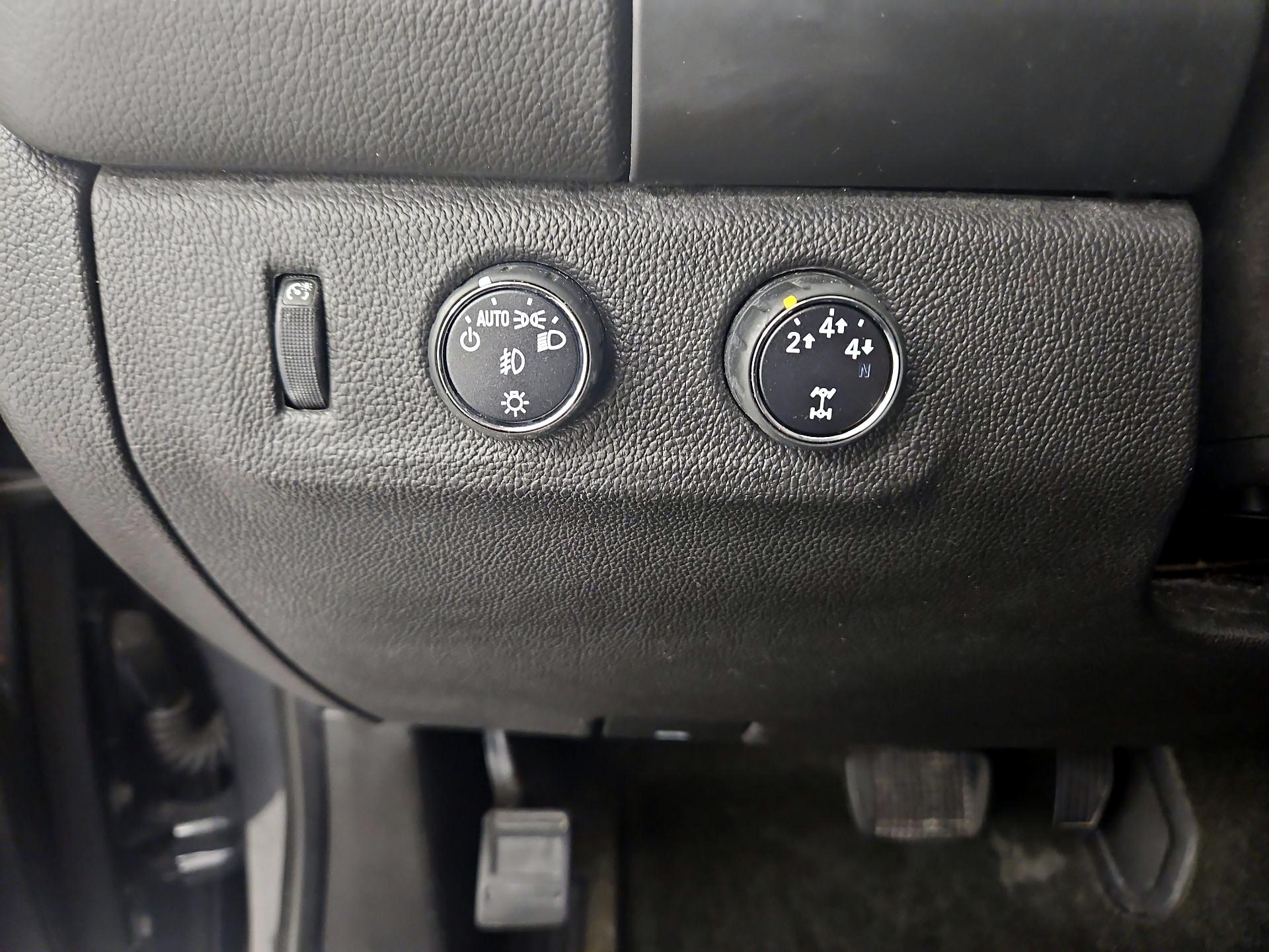 Thumbnail: 2016 Chevrolet Colorado - 13