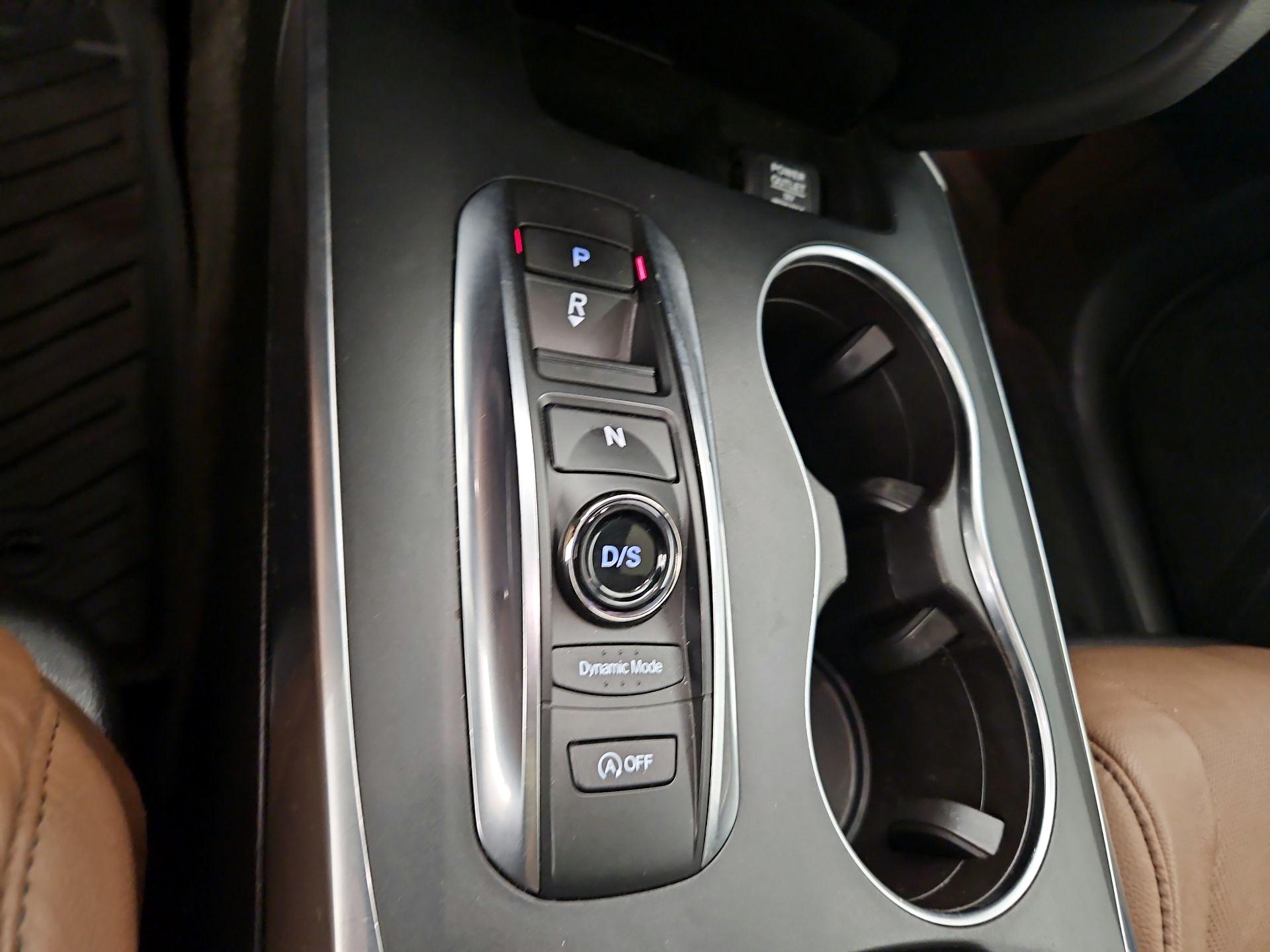 Thumbnail: 2019 Acura MDX - 18