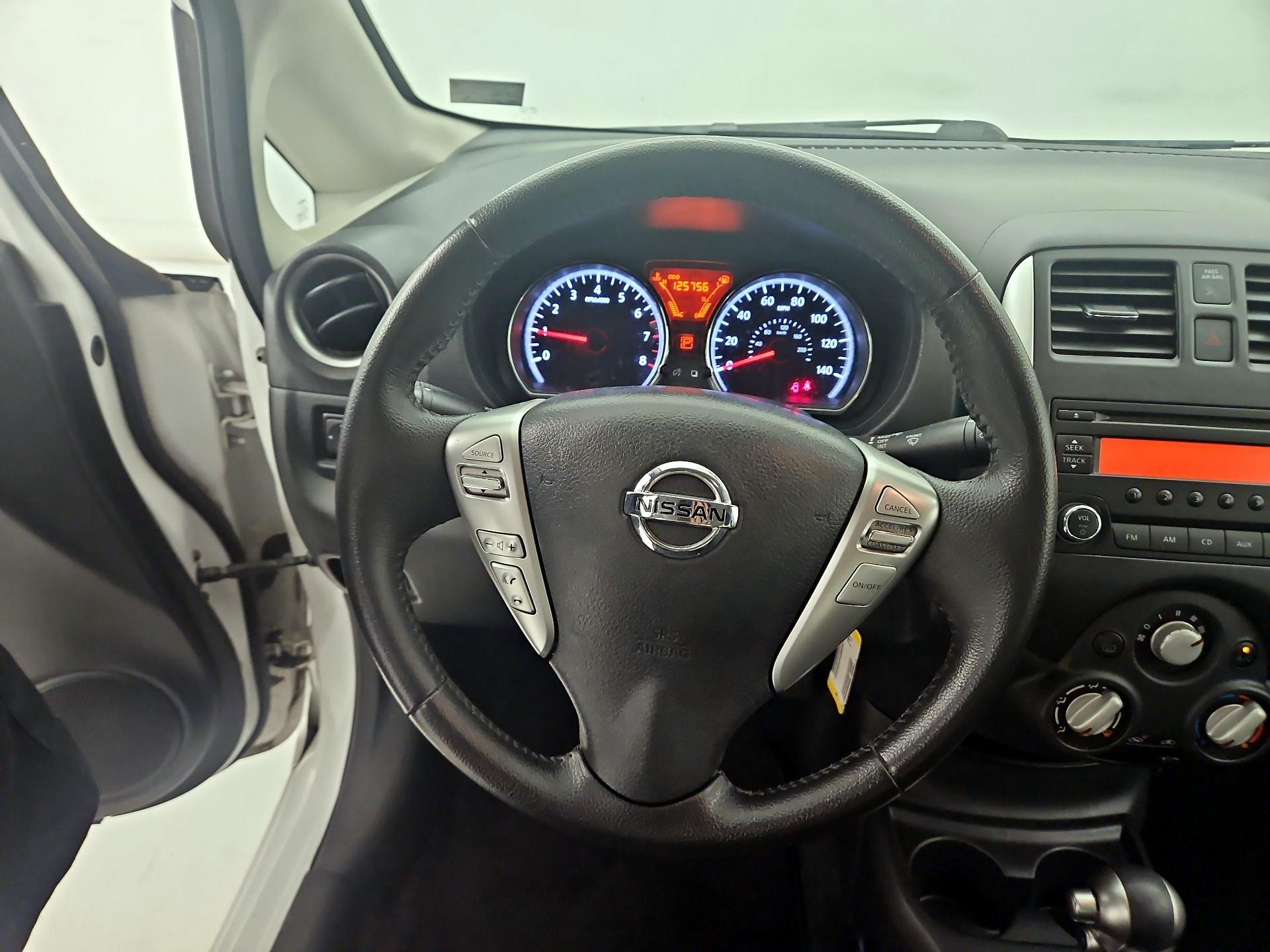 Thumbnail: 2014 Nissan Versa Note - 10