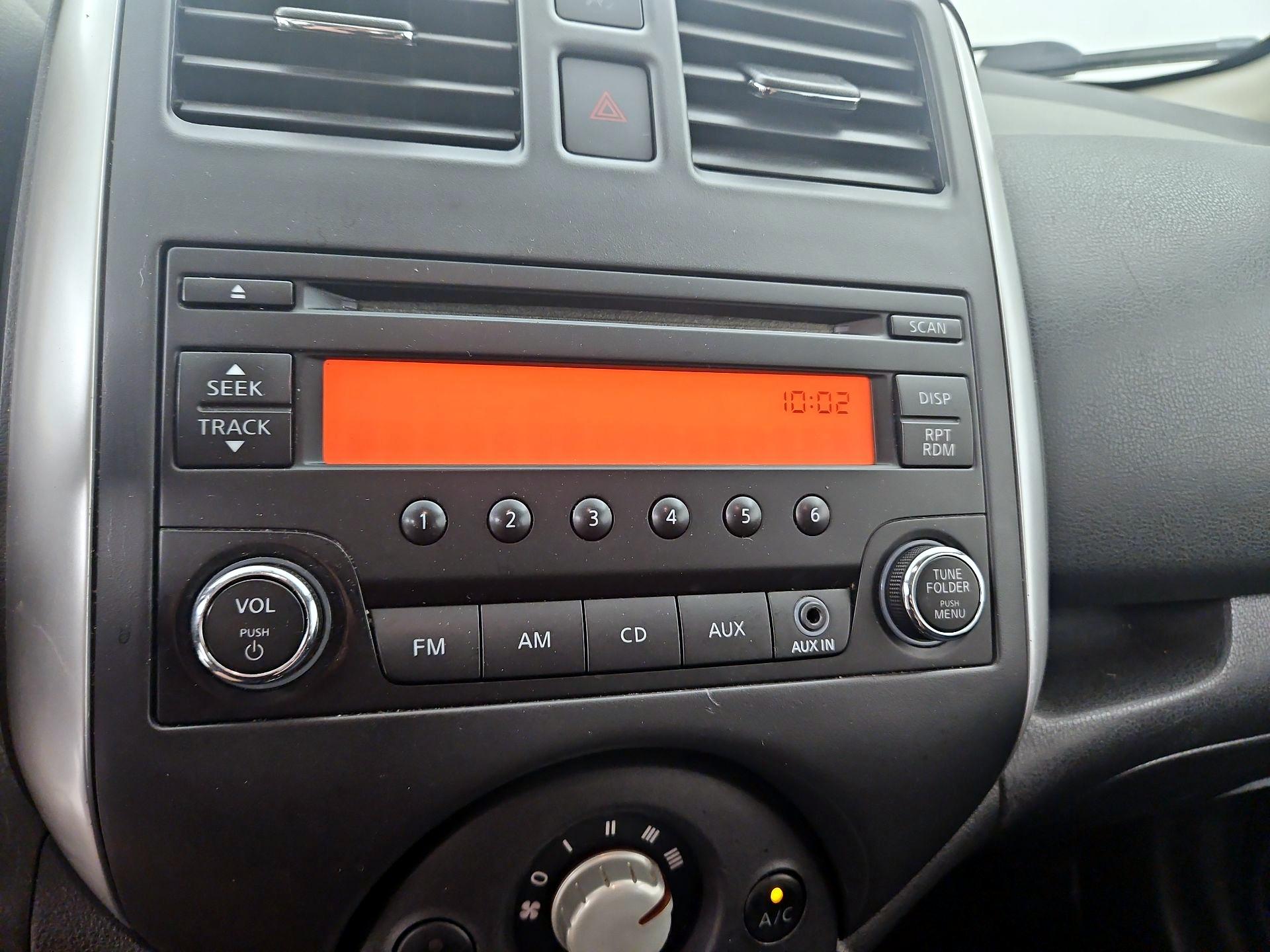 Thumbnail: 2014 Nissan Versa Note - 14