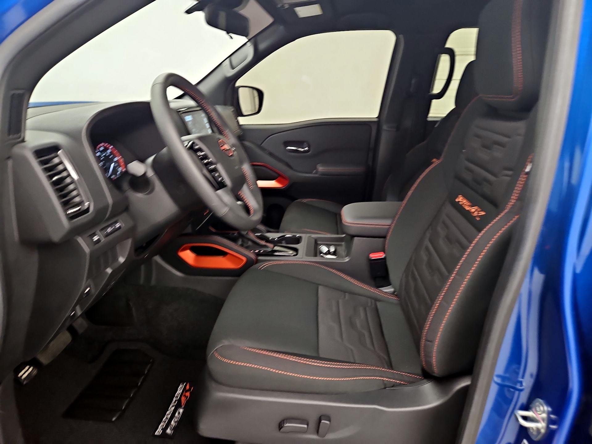 Thumbnail: 2024 Nissan Frontier - 11