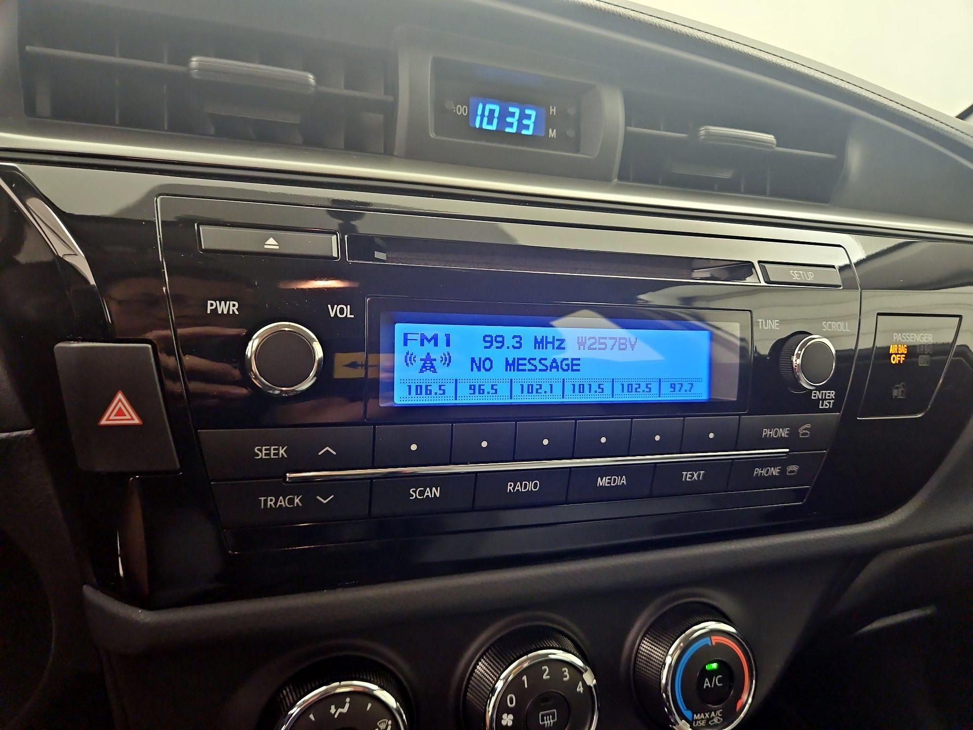 Thumbnail: 2015 Toyota Corolla - 14