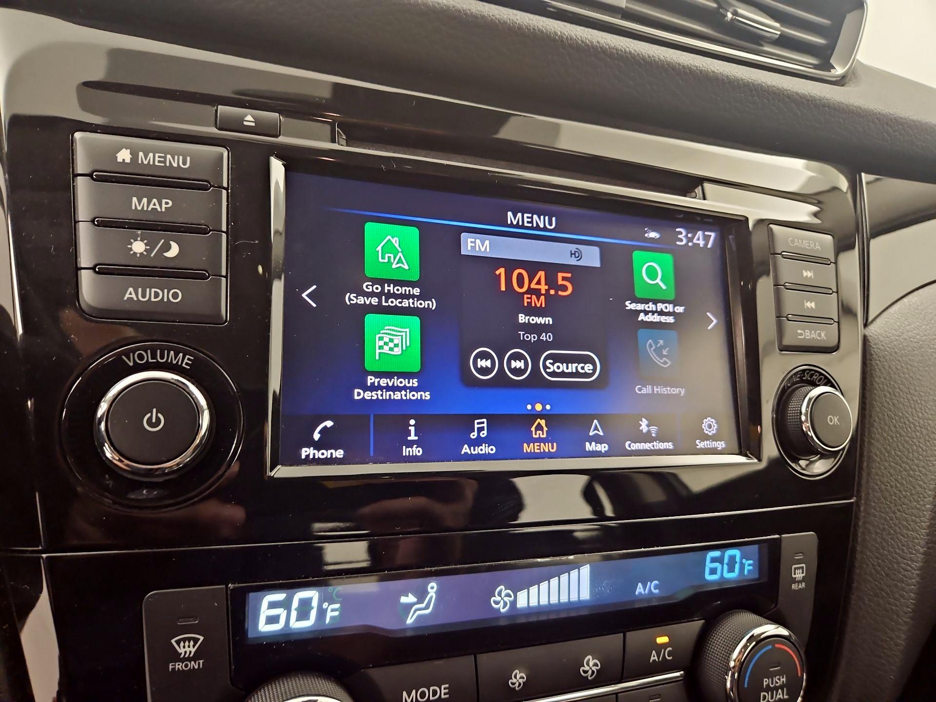 Thumbnail: 2019 Nissan Rogue Sport - 16