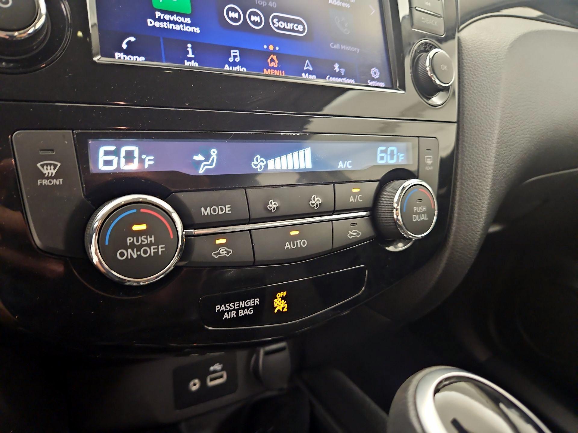 Thumbnail: 2019 Nissan Rogue Sport - 17