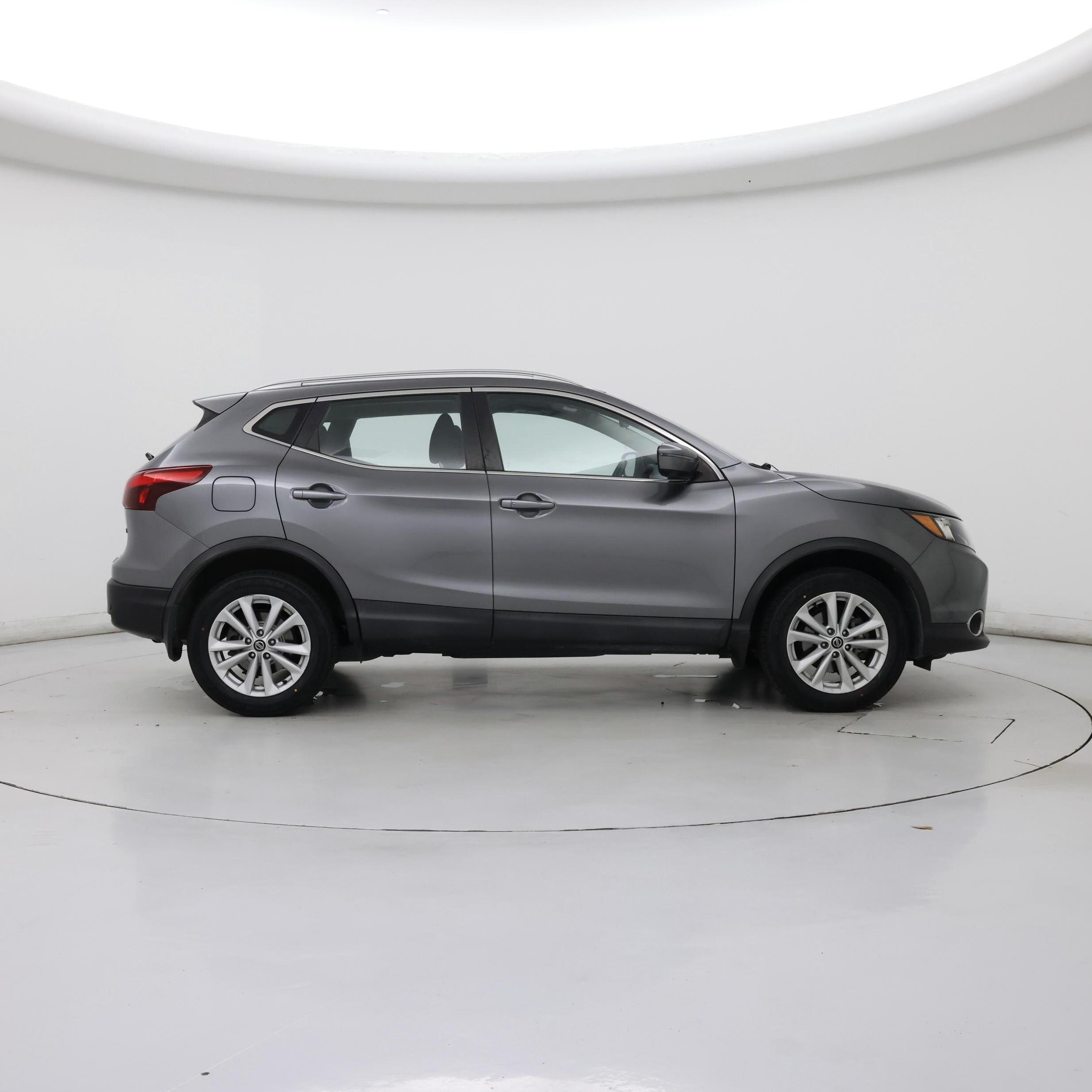 Thumbnail: 2019 Nissan Rogue Sport - 7