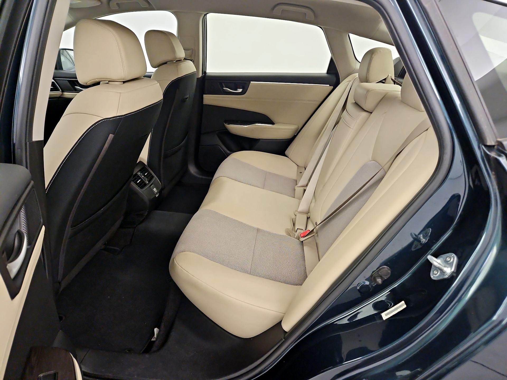 Thumbnail: 2018 Honda Clarity - 18