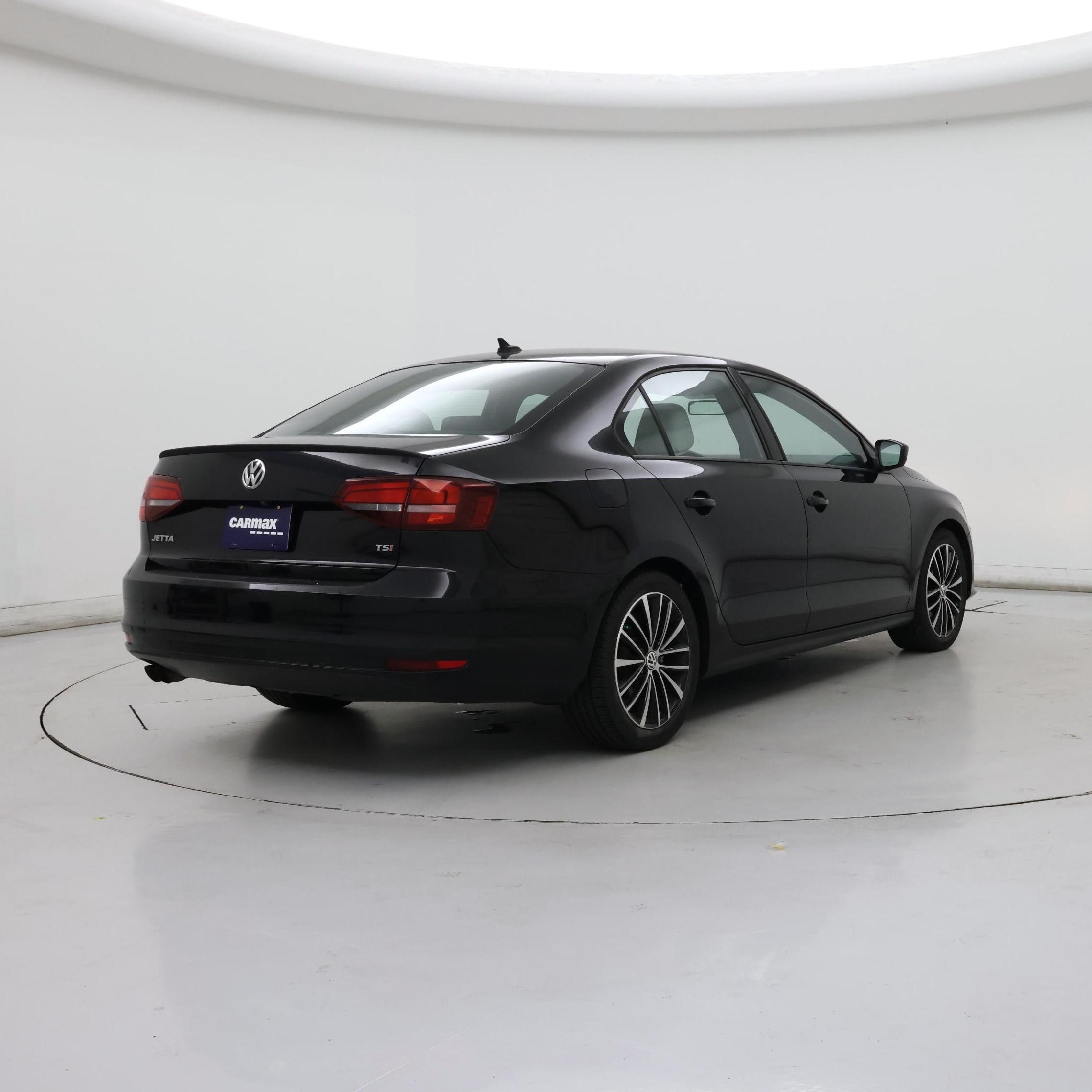 Thumbnail: 2016 Volkswagen Jetta - 8