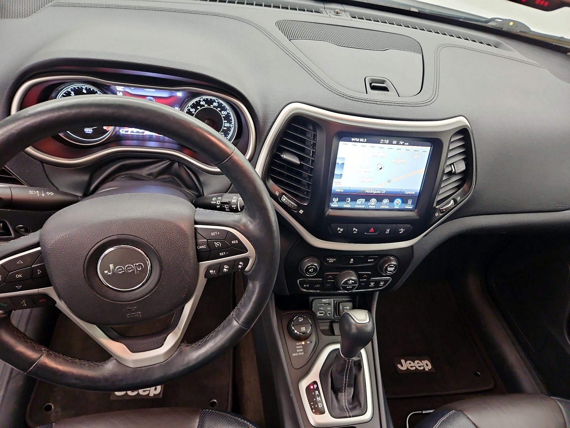 Thumbnail: 2014 Jeep Cherokee - 9