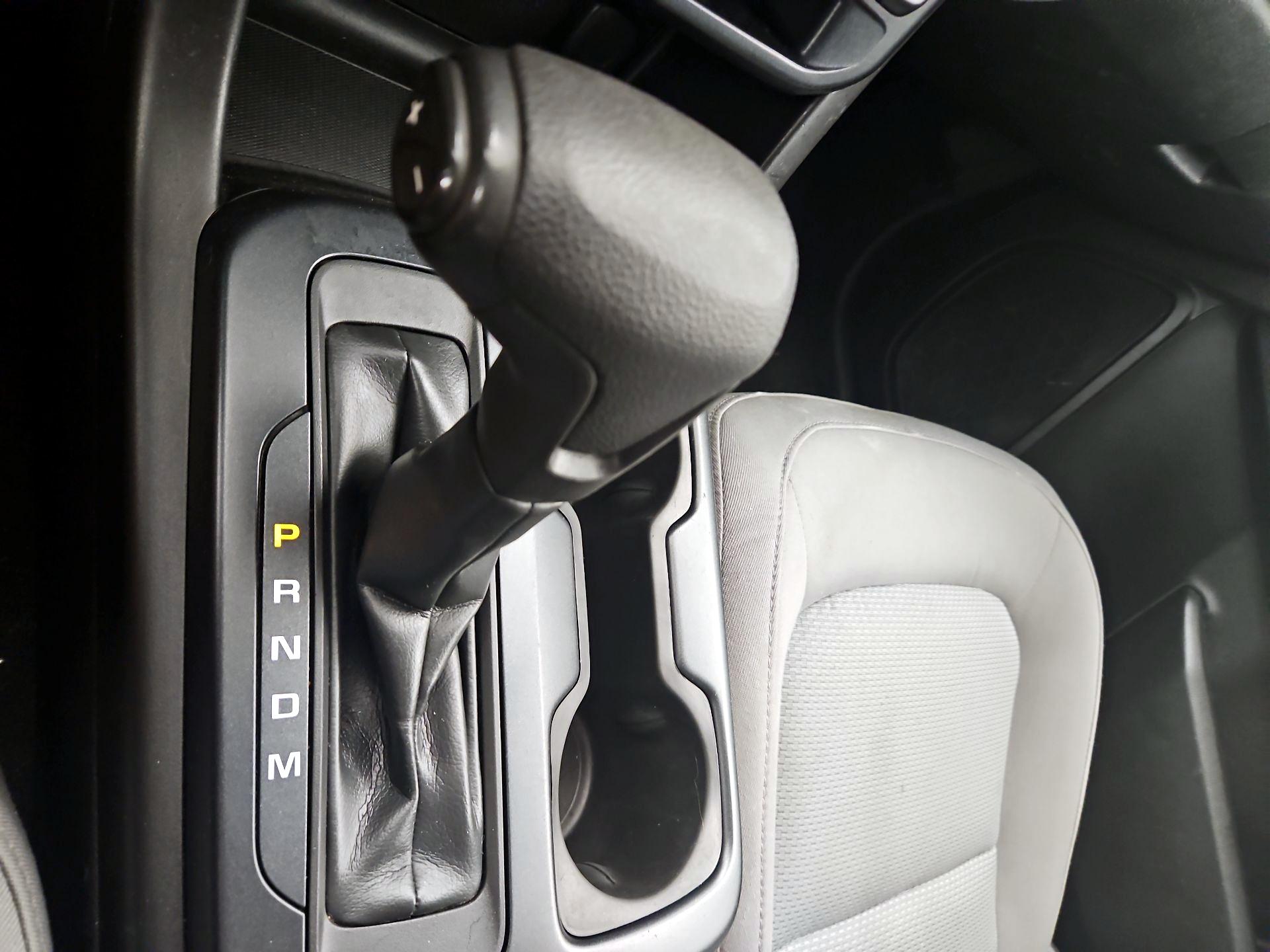 Thumbnail: 2015 Chevrolet Colorado - 17