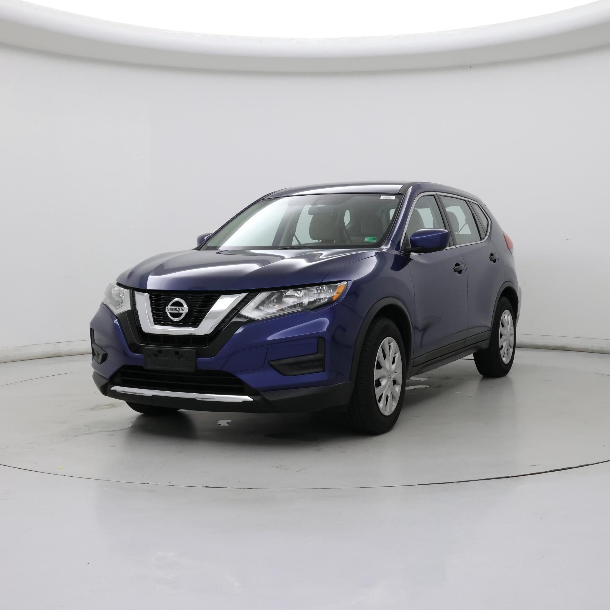 Thumbnail: 2017 Nissan Rogue - 4