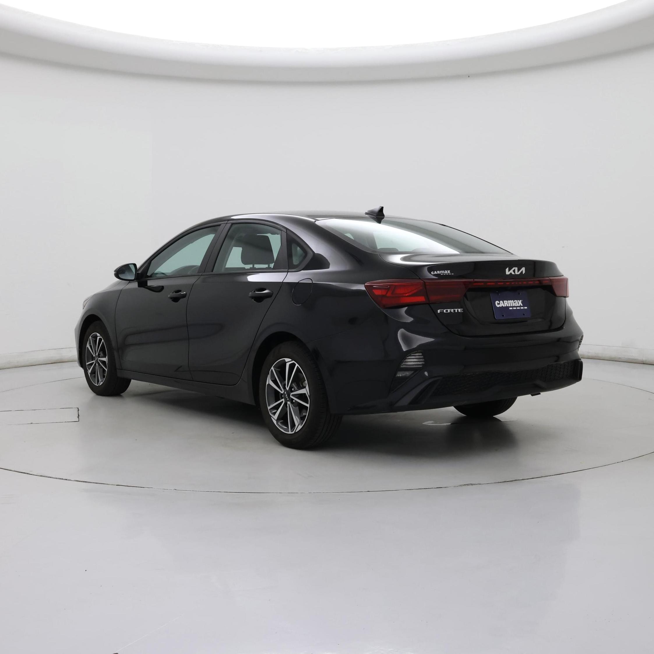 Thumbnail: 2023 Kia Forte - 2