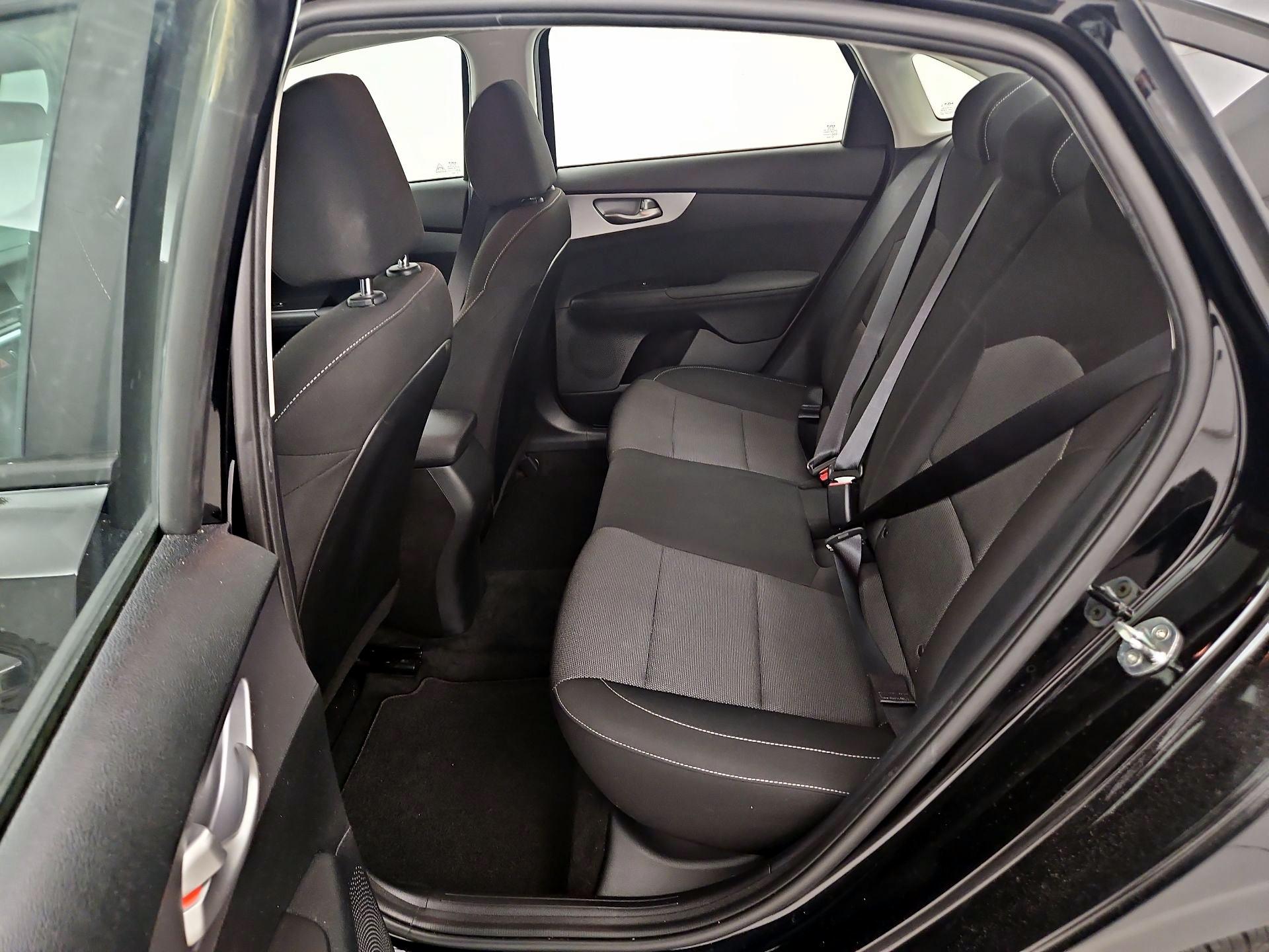 Thumbnail: 2023 Kia Forte - 19