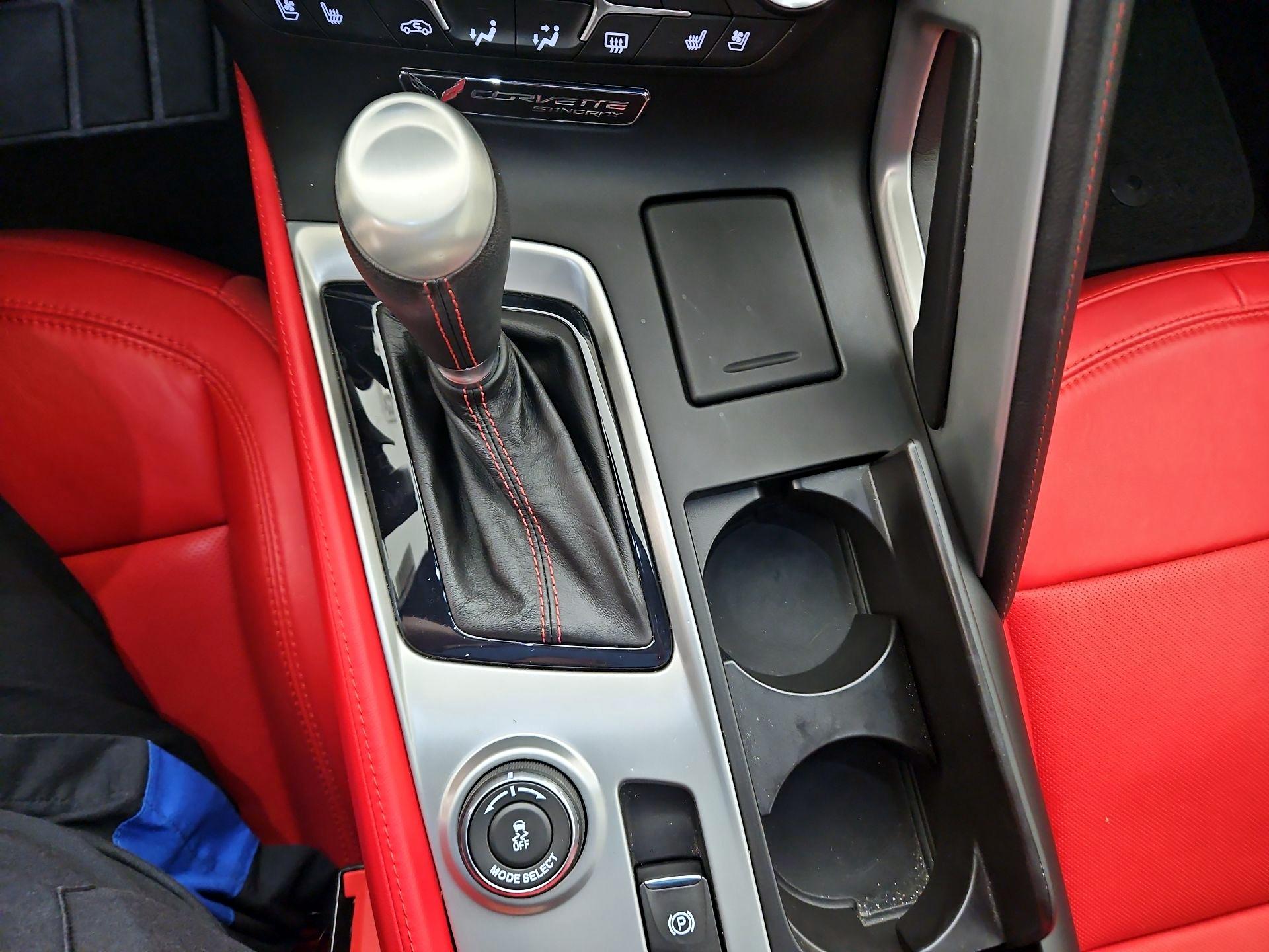 Thumbnail: 2014 Chevrolet Corvette - 18
