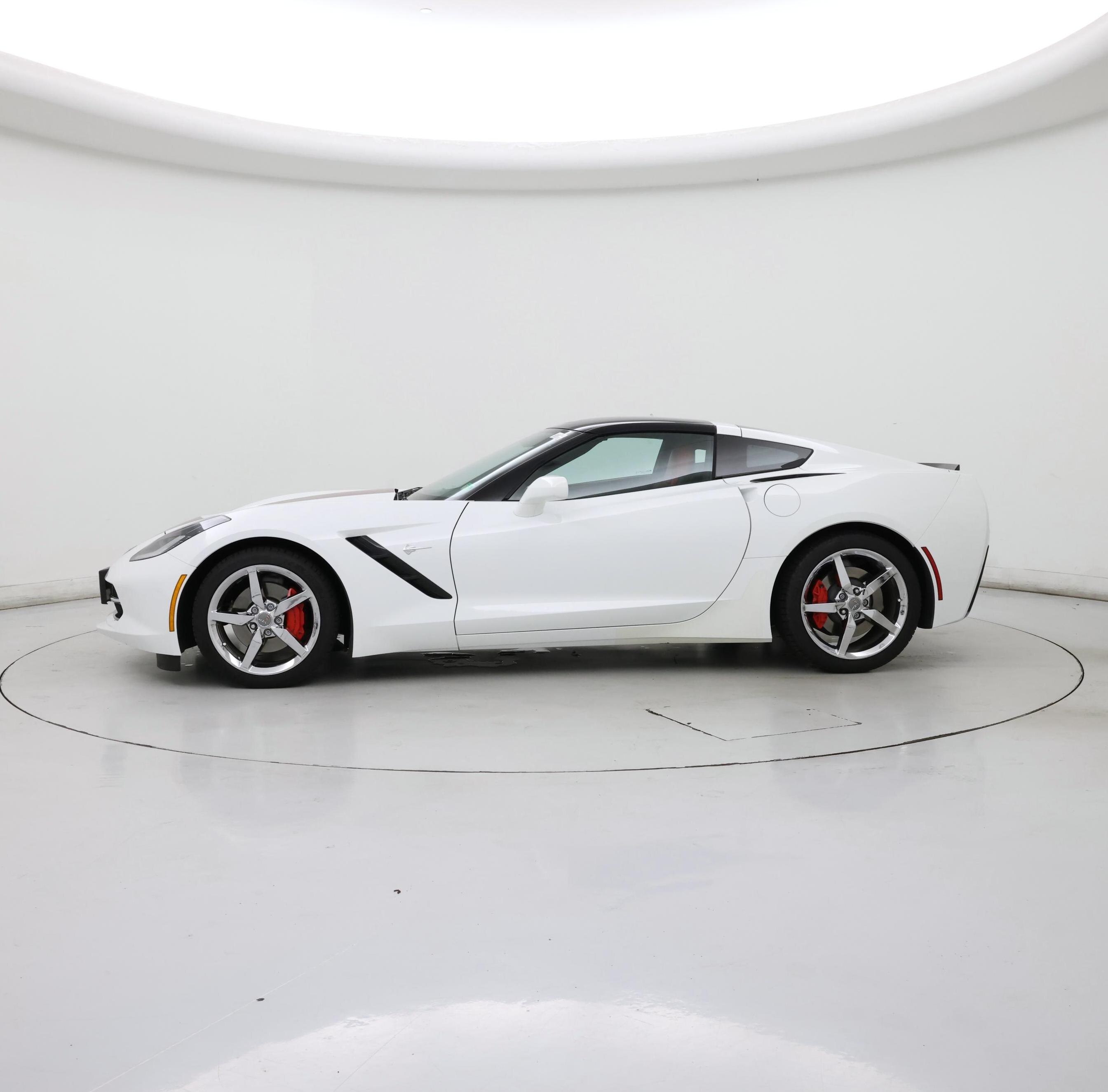 Thumbnail: 2014 Chevrolet Corvette - 3