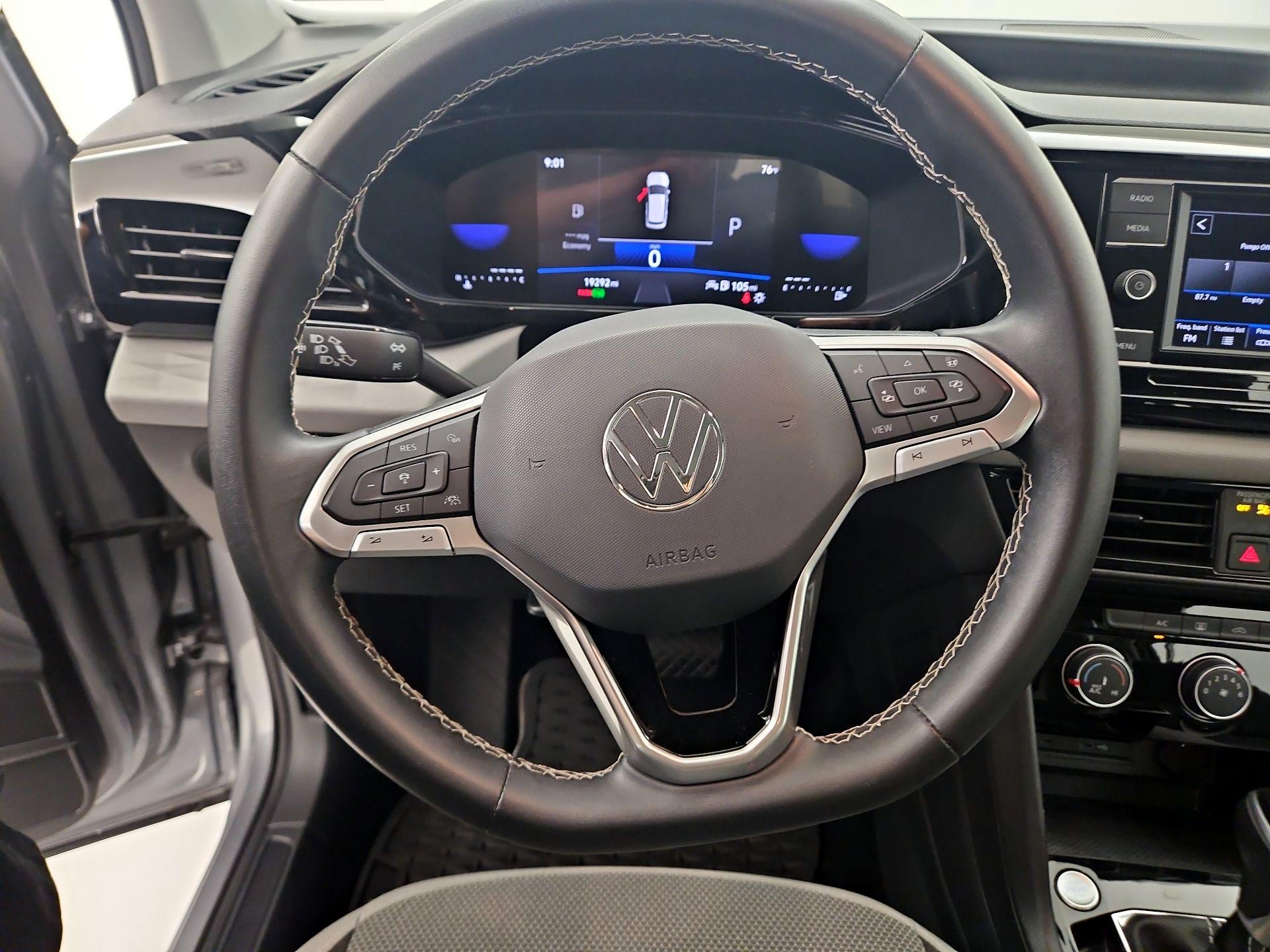 Thumbnail: 2023 Volkswagen Taos - 10