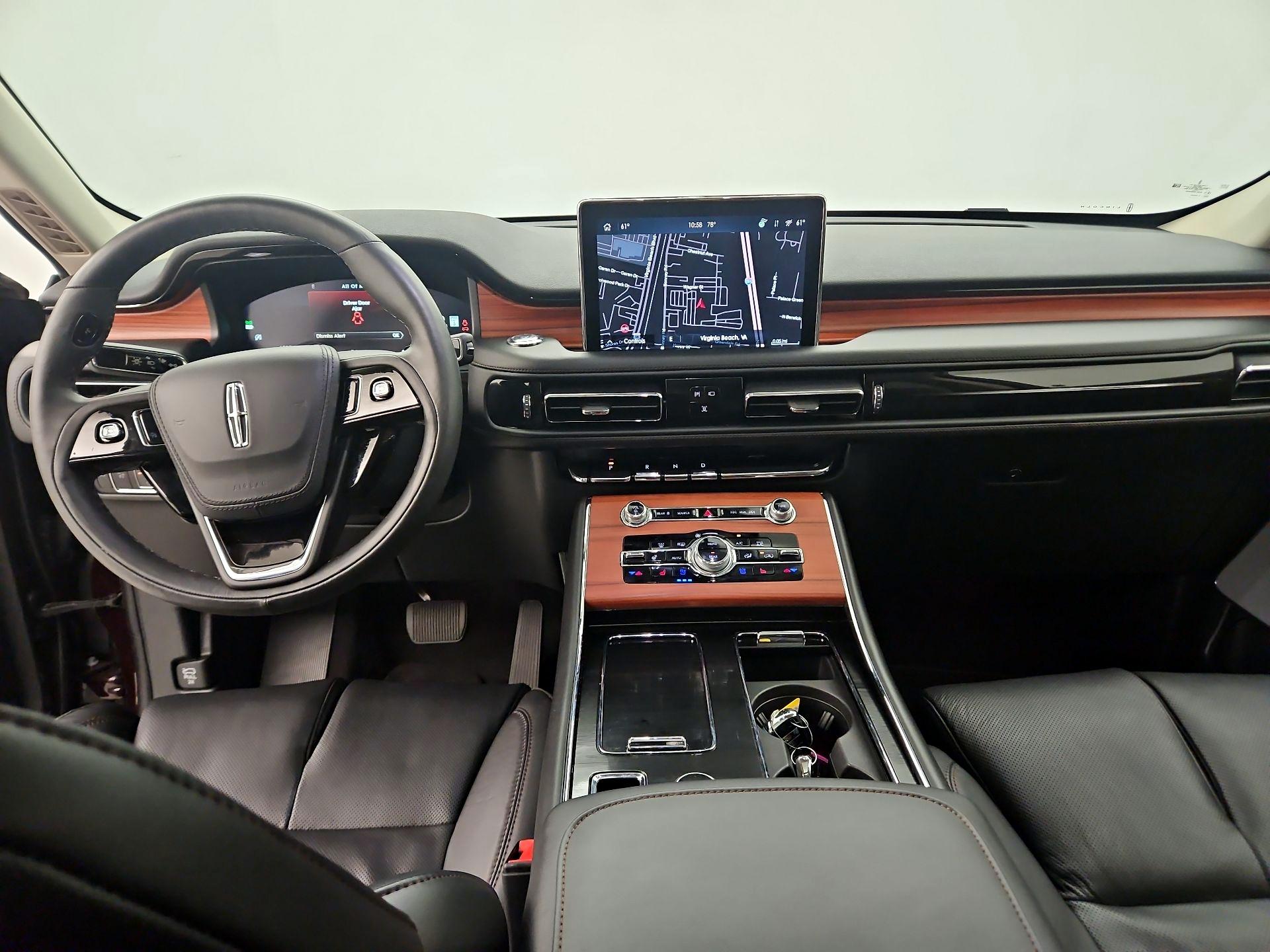 Thumbnail: 2024 Lincoln Aviator - 9