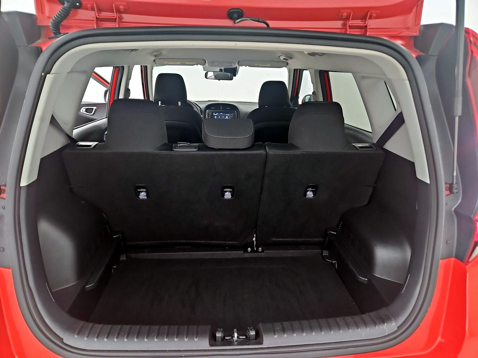 Thumbnail: 2021 Kia Soul - 20