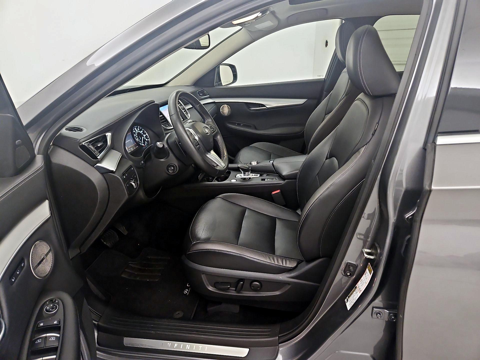 Thumbnail: 2019 INFINITI QX50 - 11