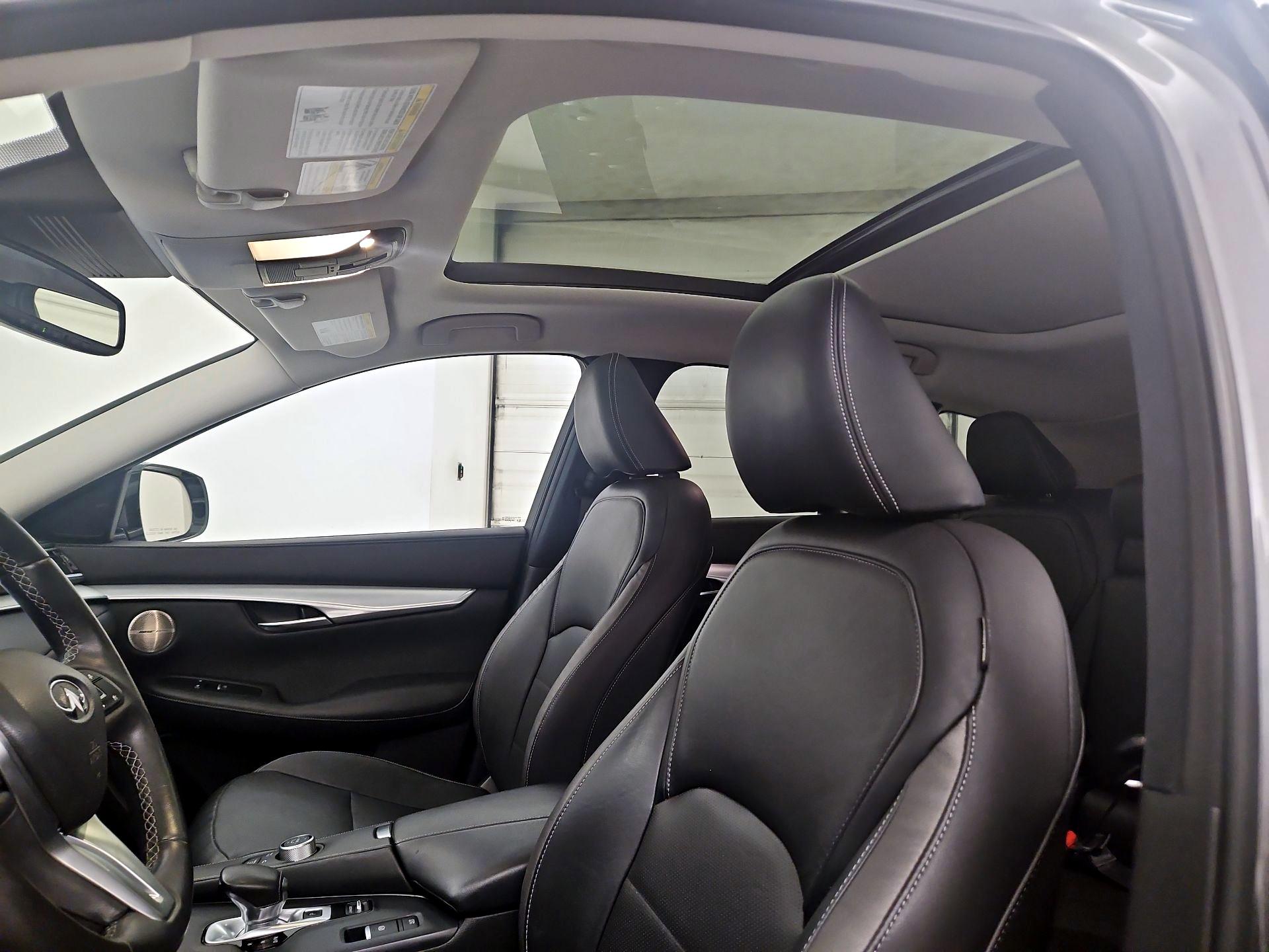 Thumbnail: 2019 INFINITI QX50 - 19