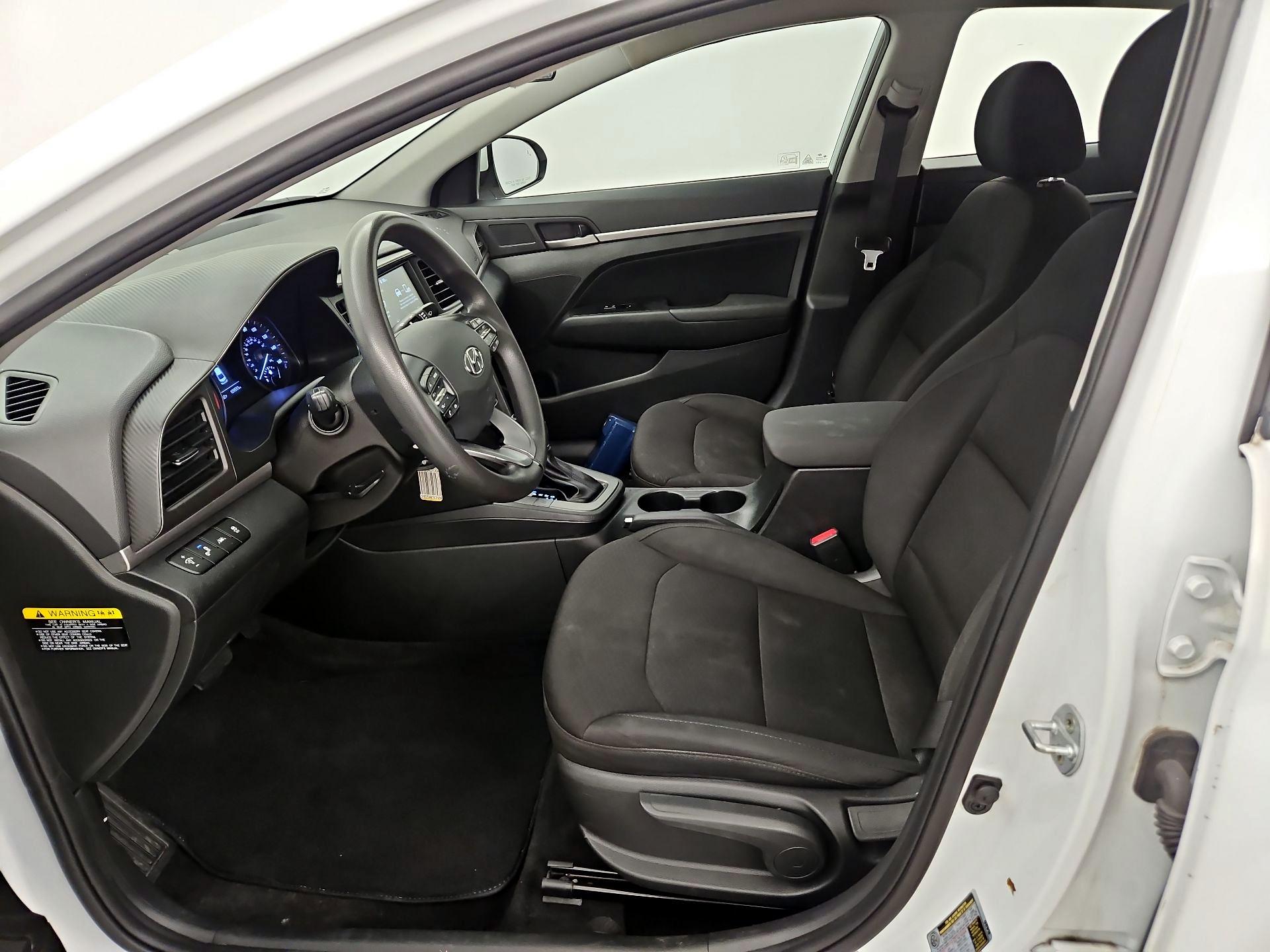 Thumbnail: 2019 Hyundai Elantra - 11