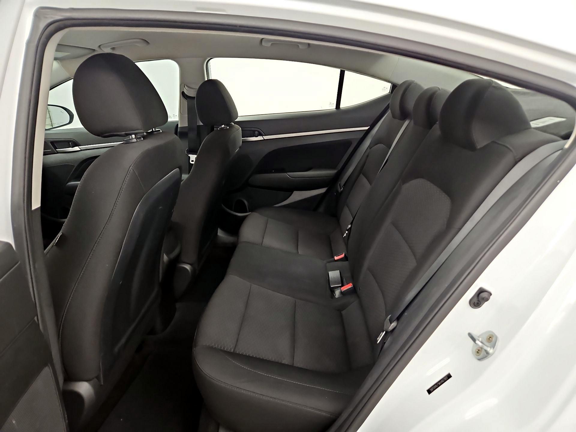 Thumbnail: 2019 Hyundai Elantra - 19