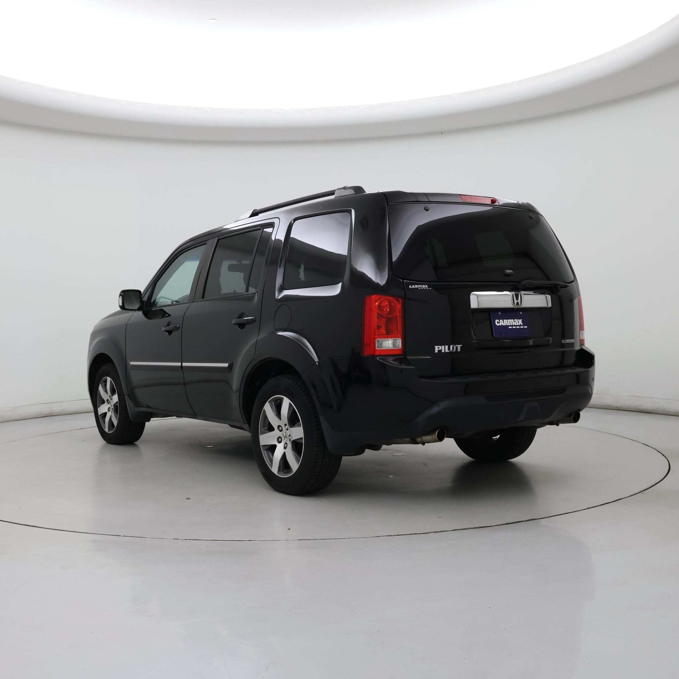Thumbnail: 2015 Honda Pilot - 2