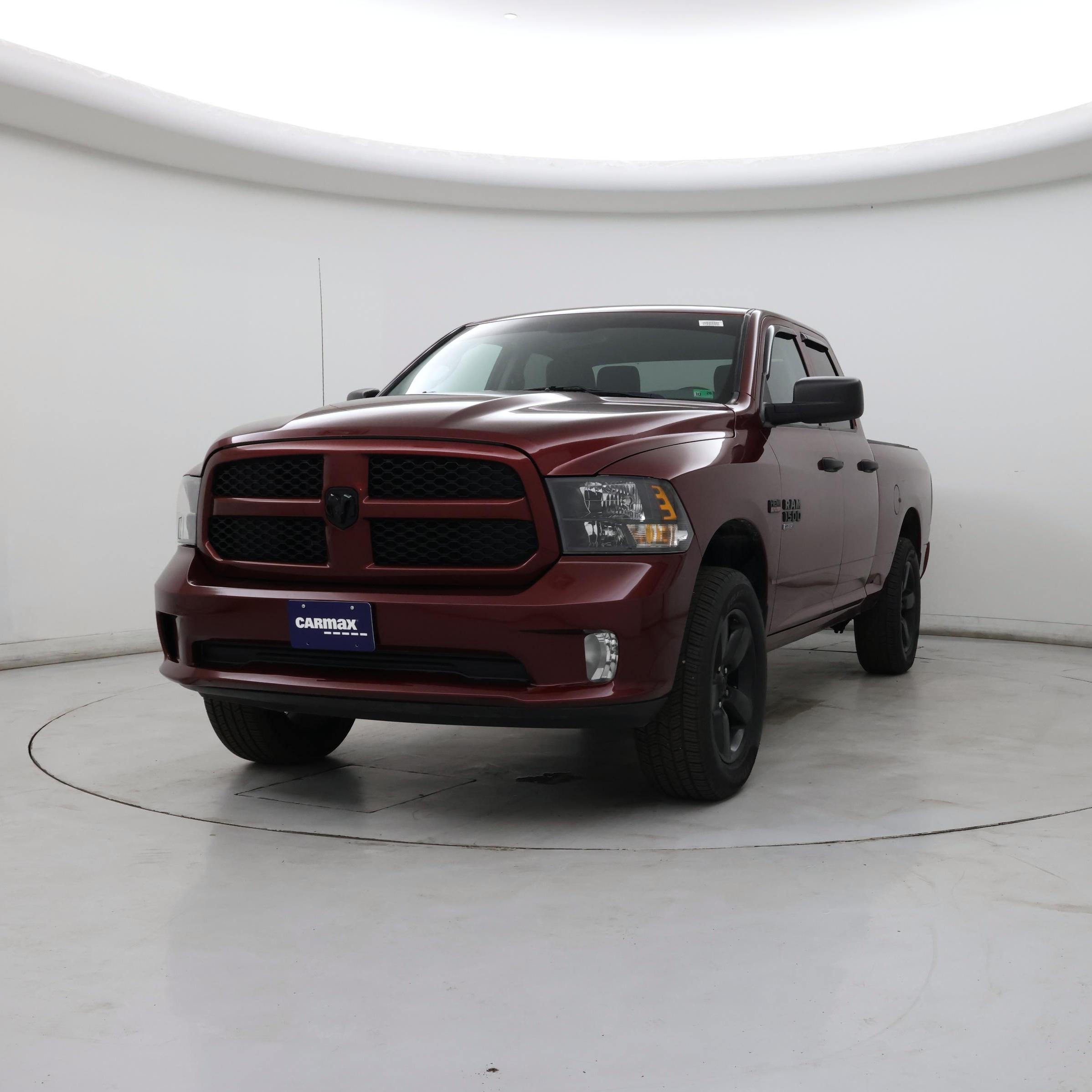 Thumbnail: 2019 RAM 1500 Classic - 4