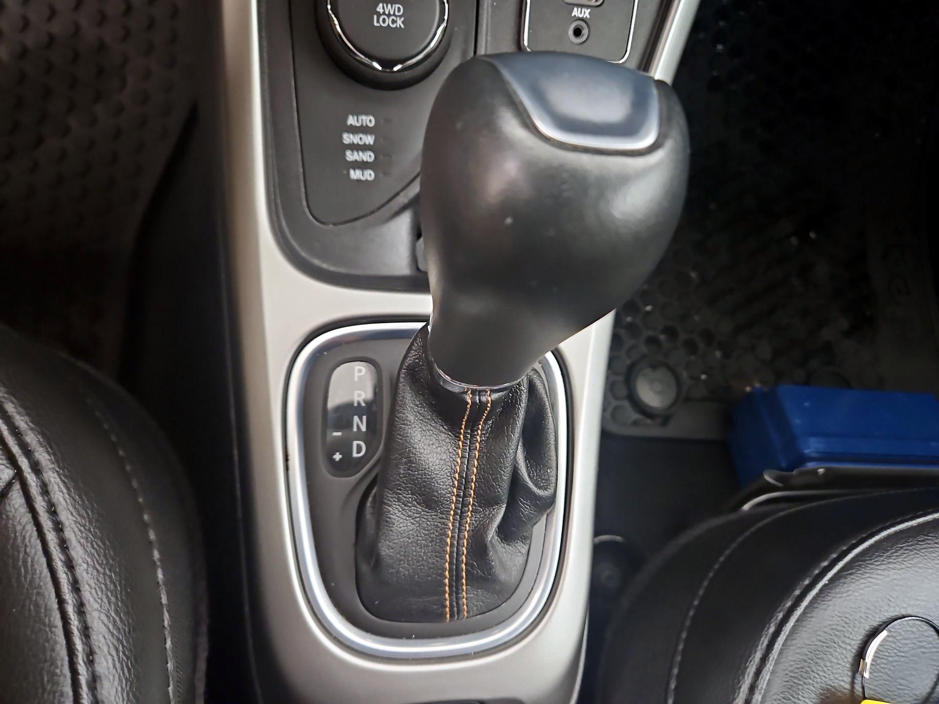 Thumbnail: 2021 Jeep Compass - 17