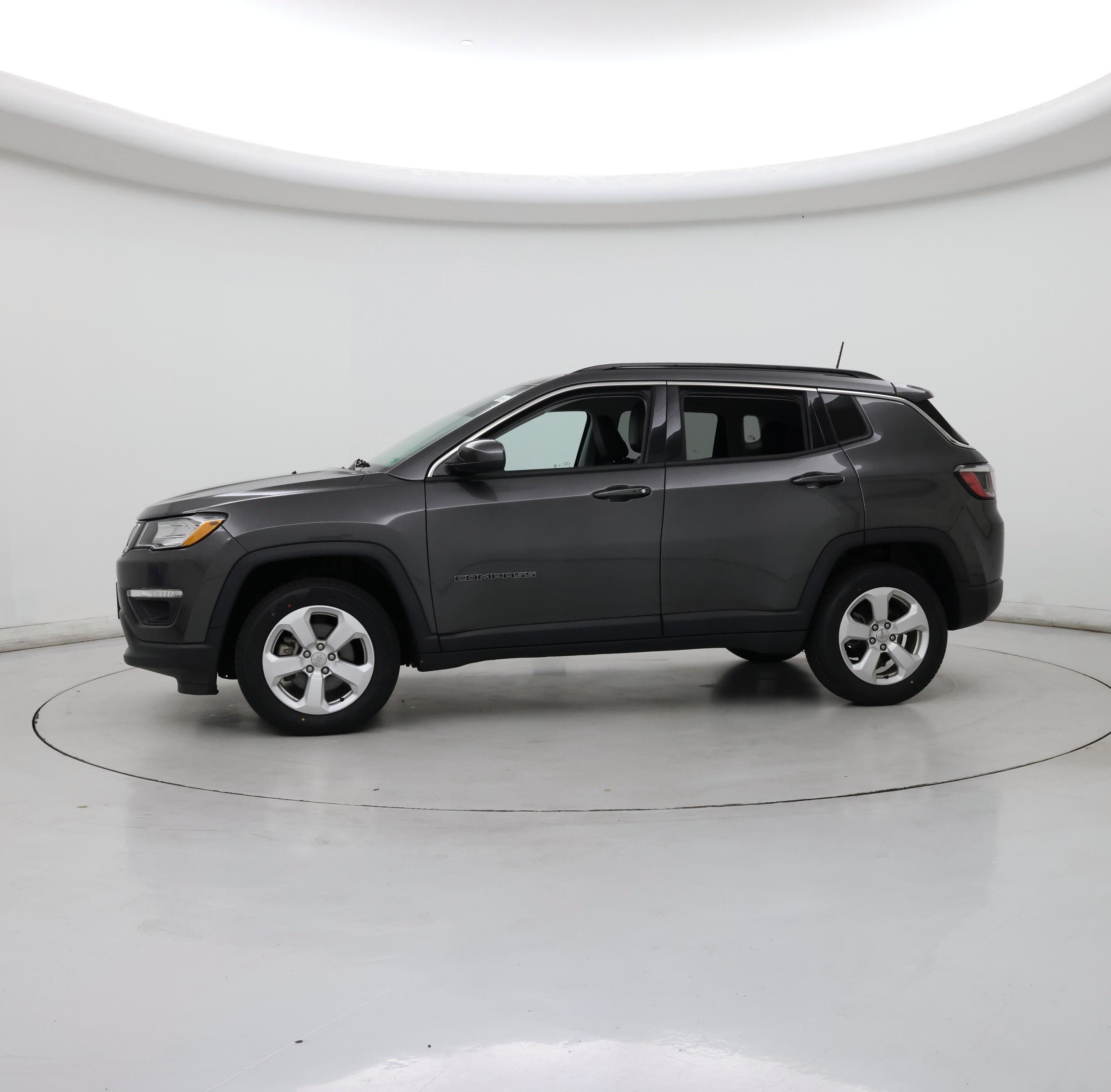 Thumbnail: 2021 Jeep Compass - 3