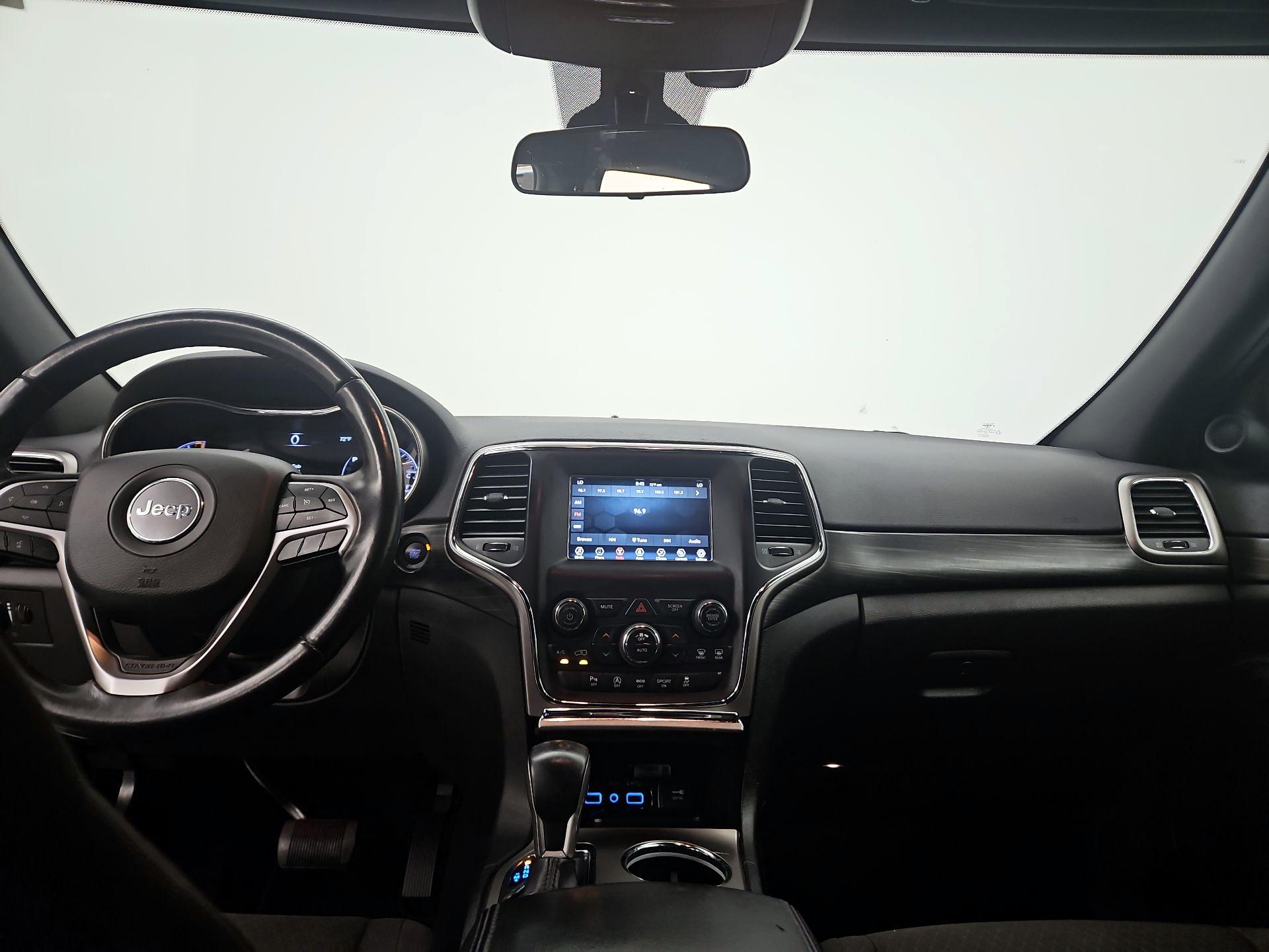 Thumbnail: 2021 Jeep Grand Cherokee - 9