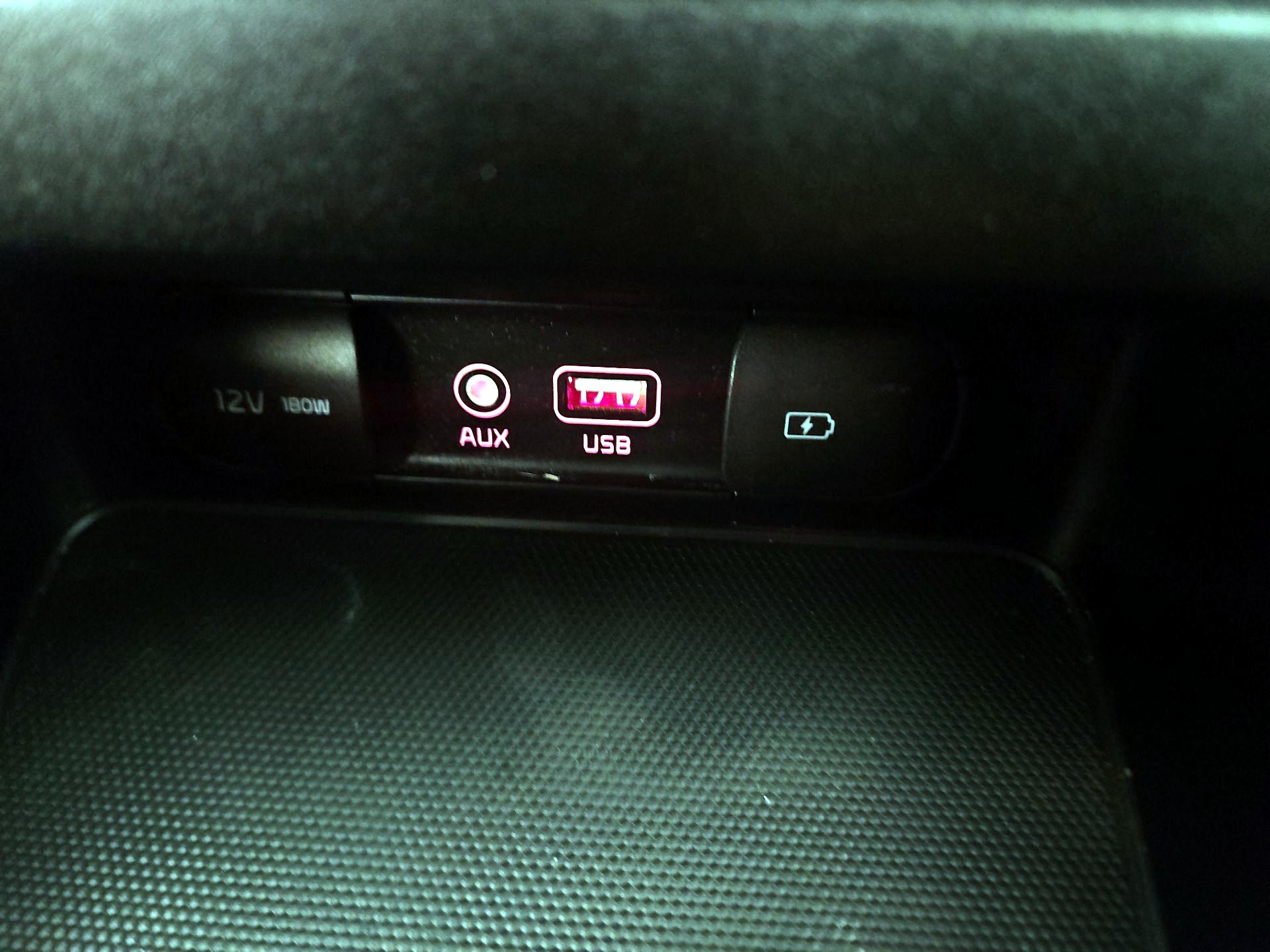 Thumbnail: 2019 Kia Forte - 18