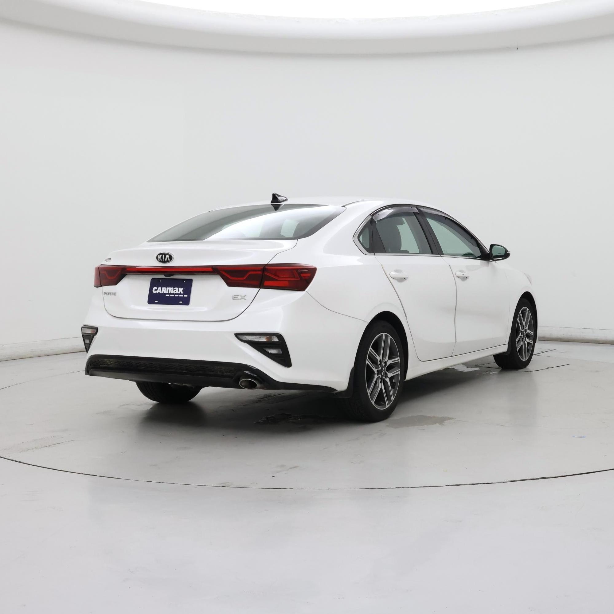 Thumbnail: 2019 Kia Forte - 8
