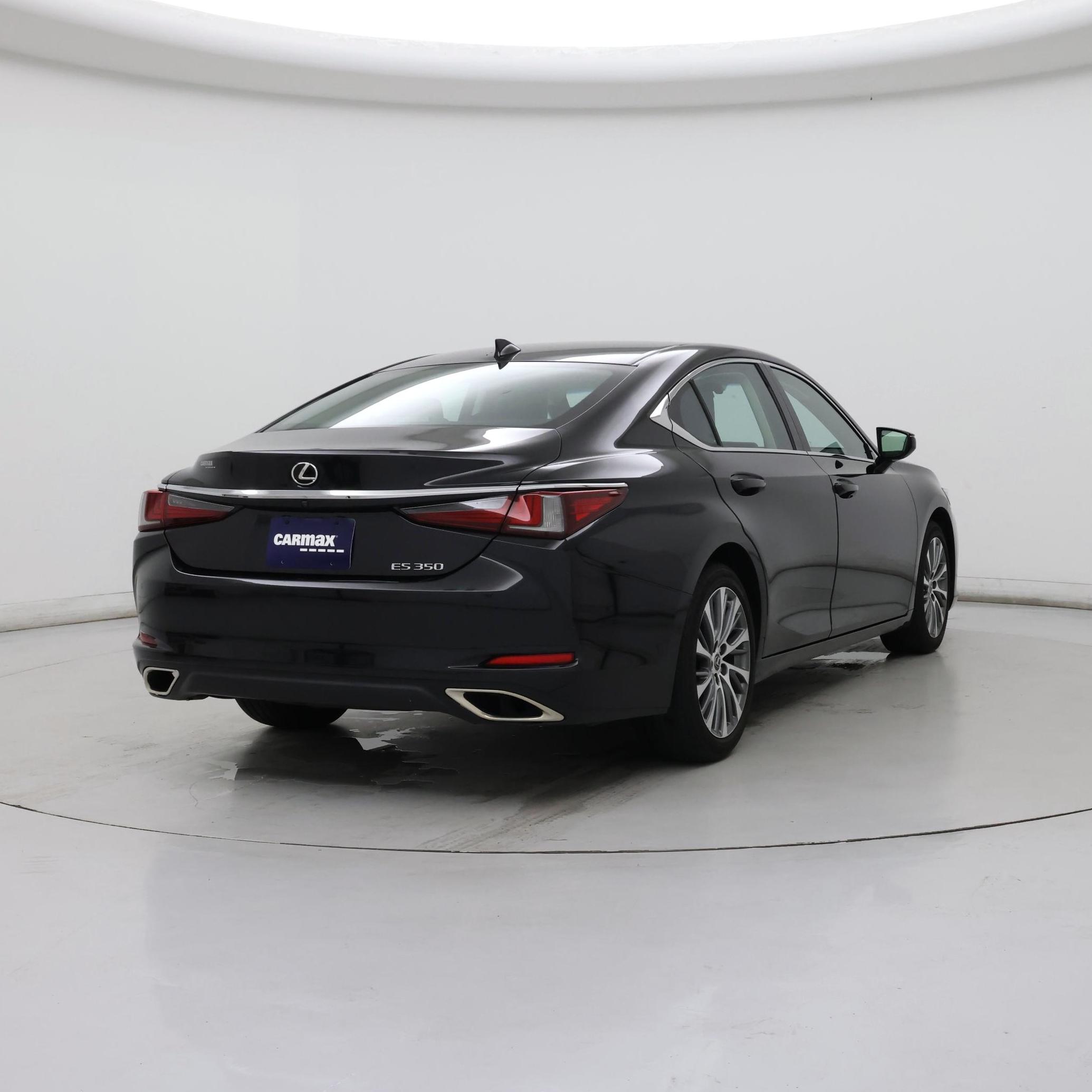 Thumbnail: 2019 Lexus ES - 8