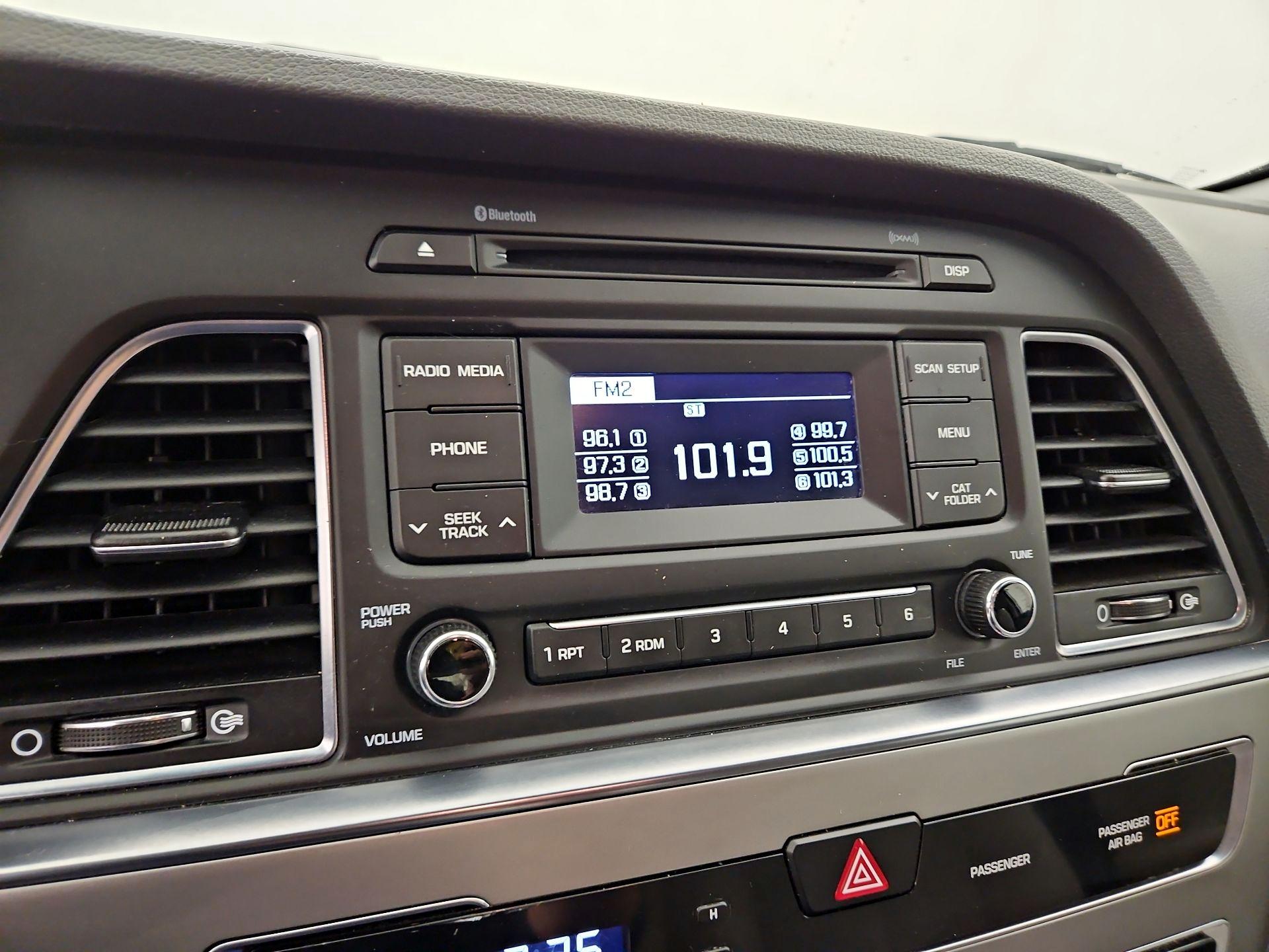 Thumbnail: 2017 Hyundai Sonata - 14
