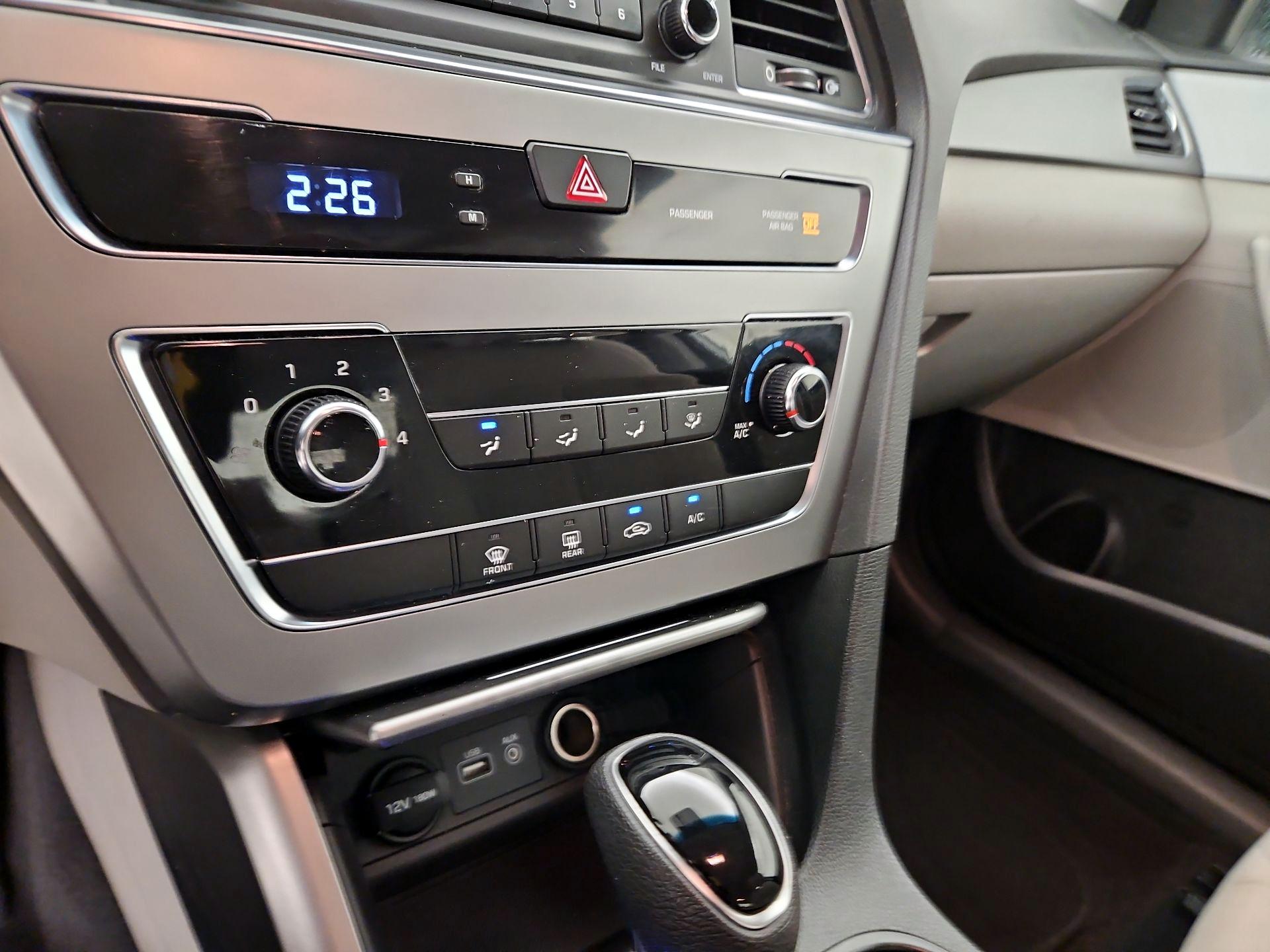 Thumbnail: 2017 Hyundai Sonata - 15