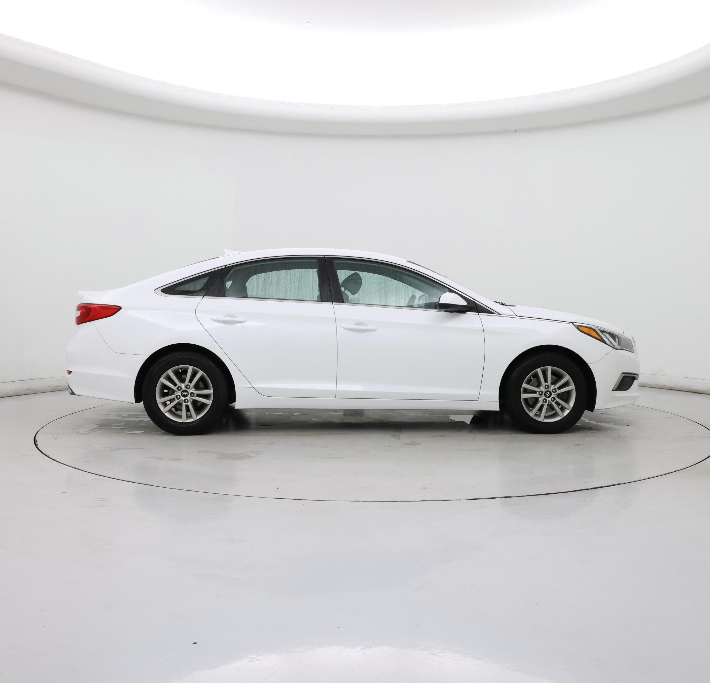 Thumbnail: 2017 Hyundai Sonata - 7