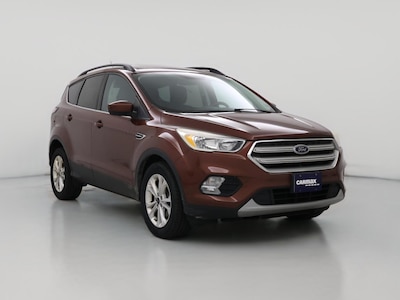 Red 2018 Ford Escape SE