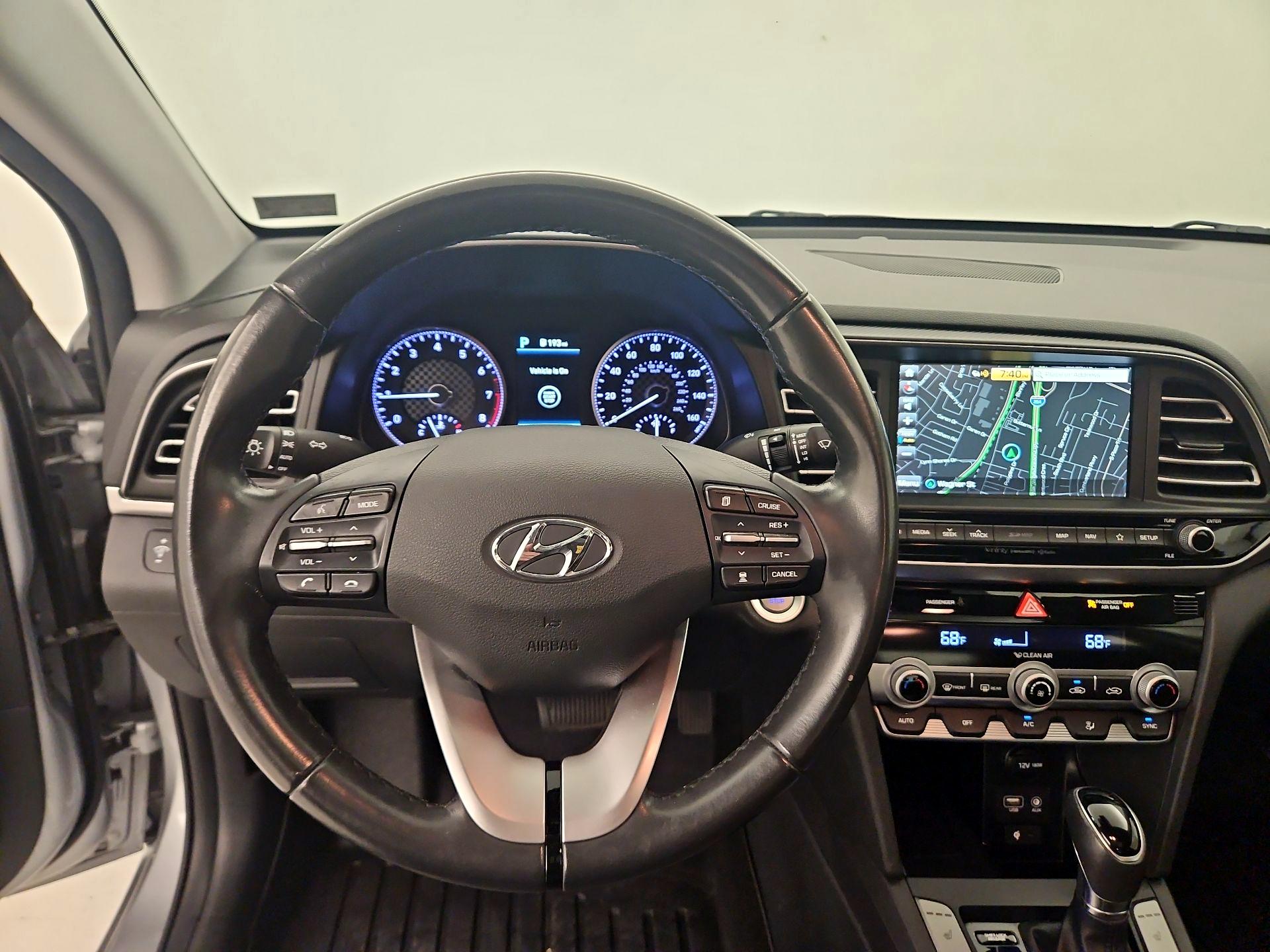 Thumbnail: 2020 Hyundai Elantra - 10