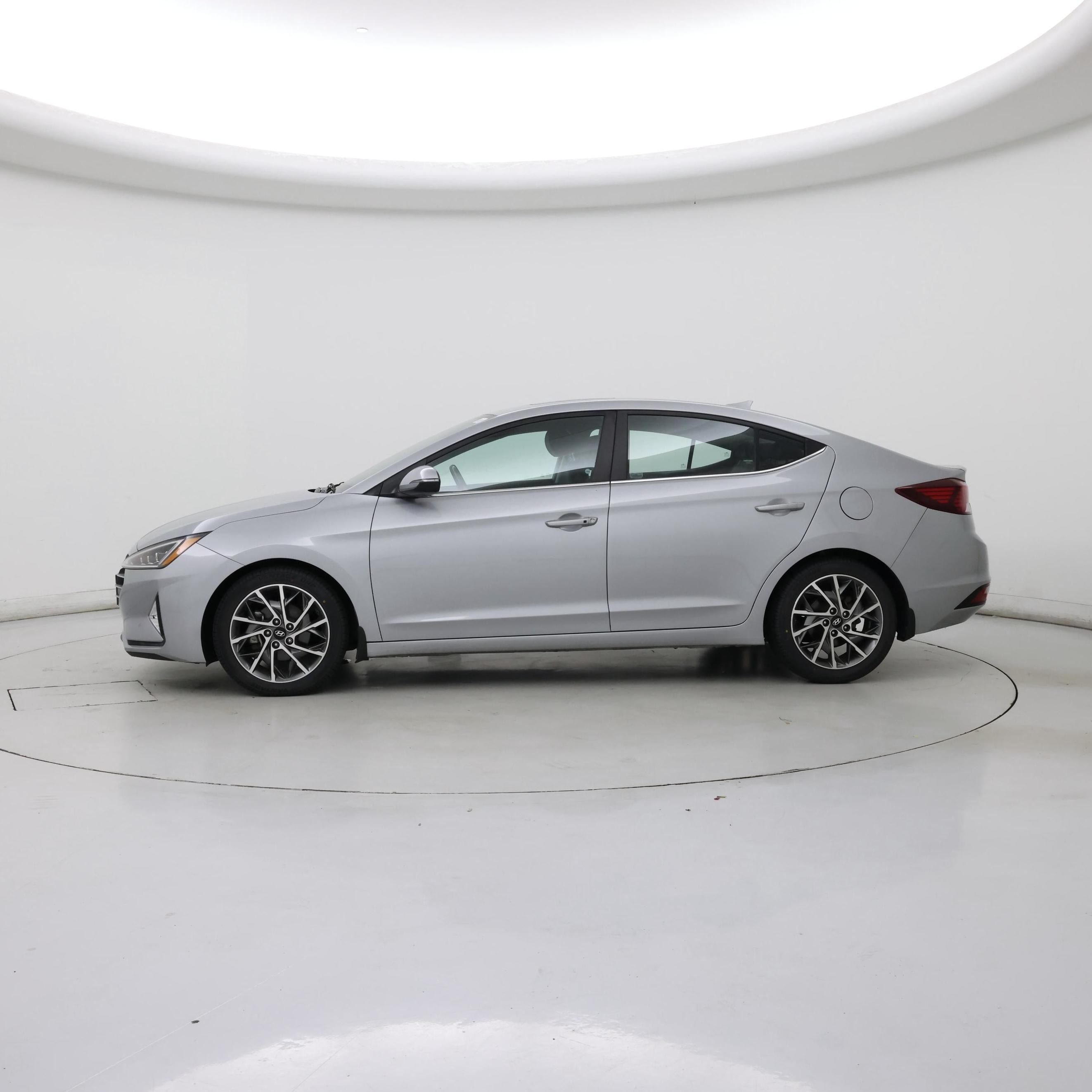 Thumbnail: 2020 Hyundai Elantra - 3