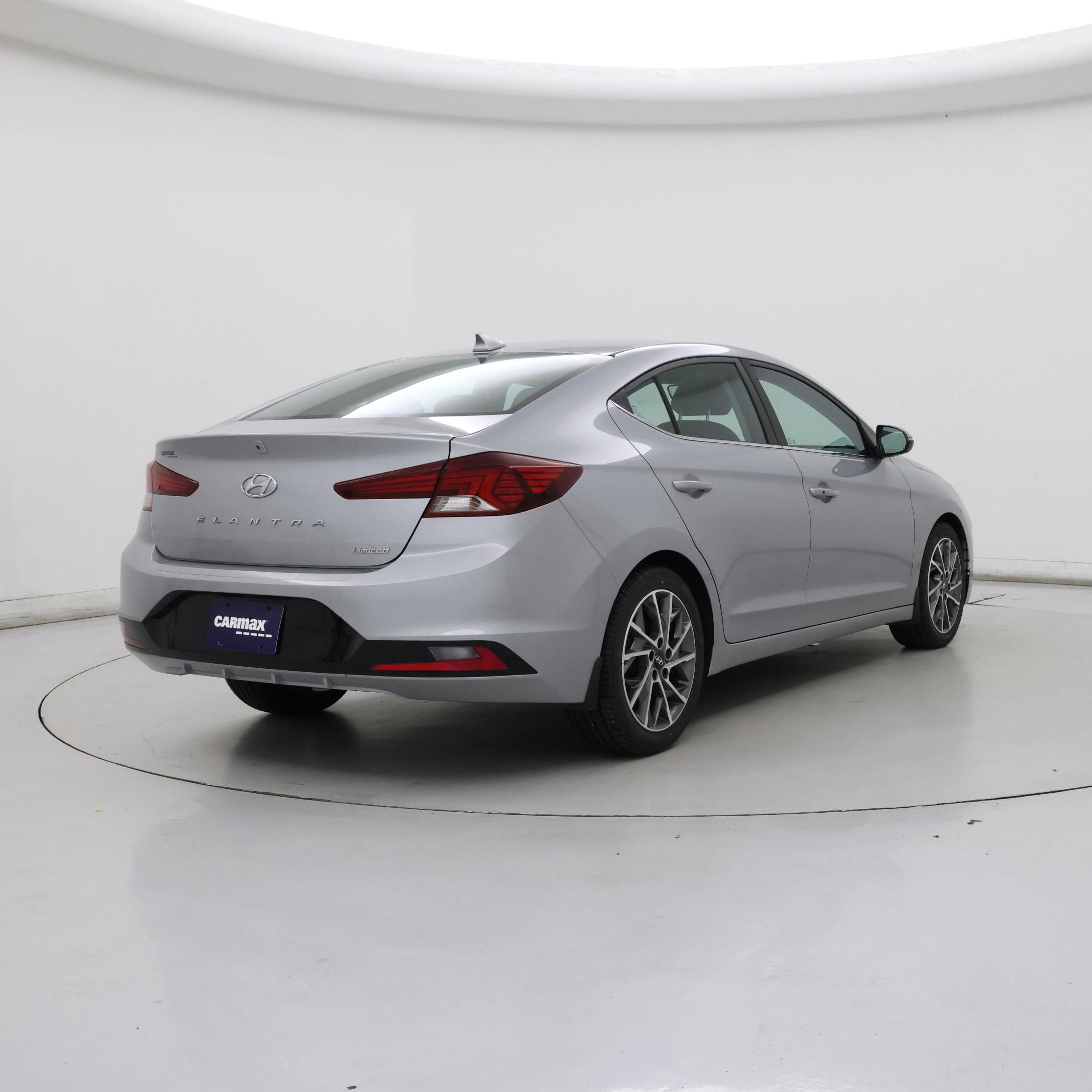 Thumbnail: 2020 Hyundai Elantra - 8