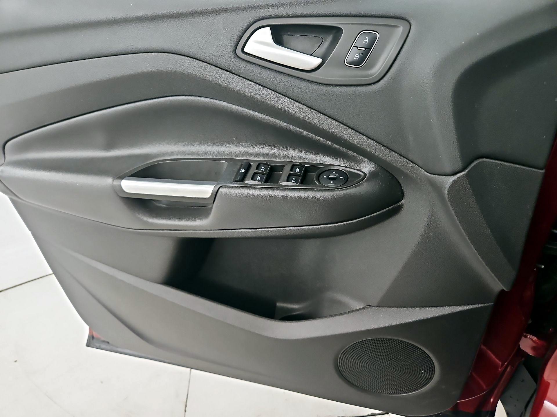 Thumbnail: 2017 Ford Escape - 12