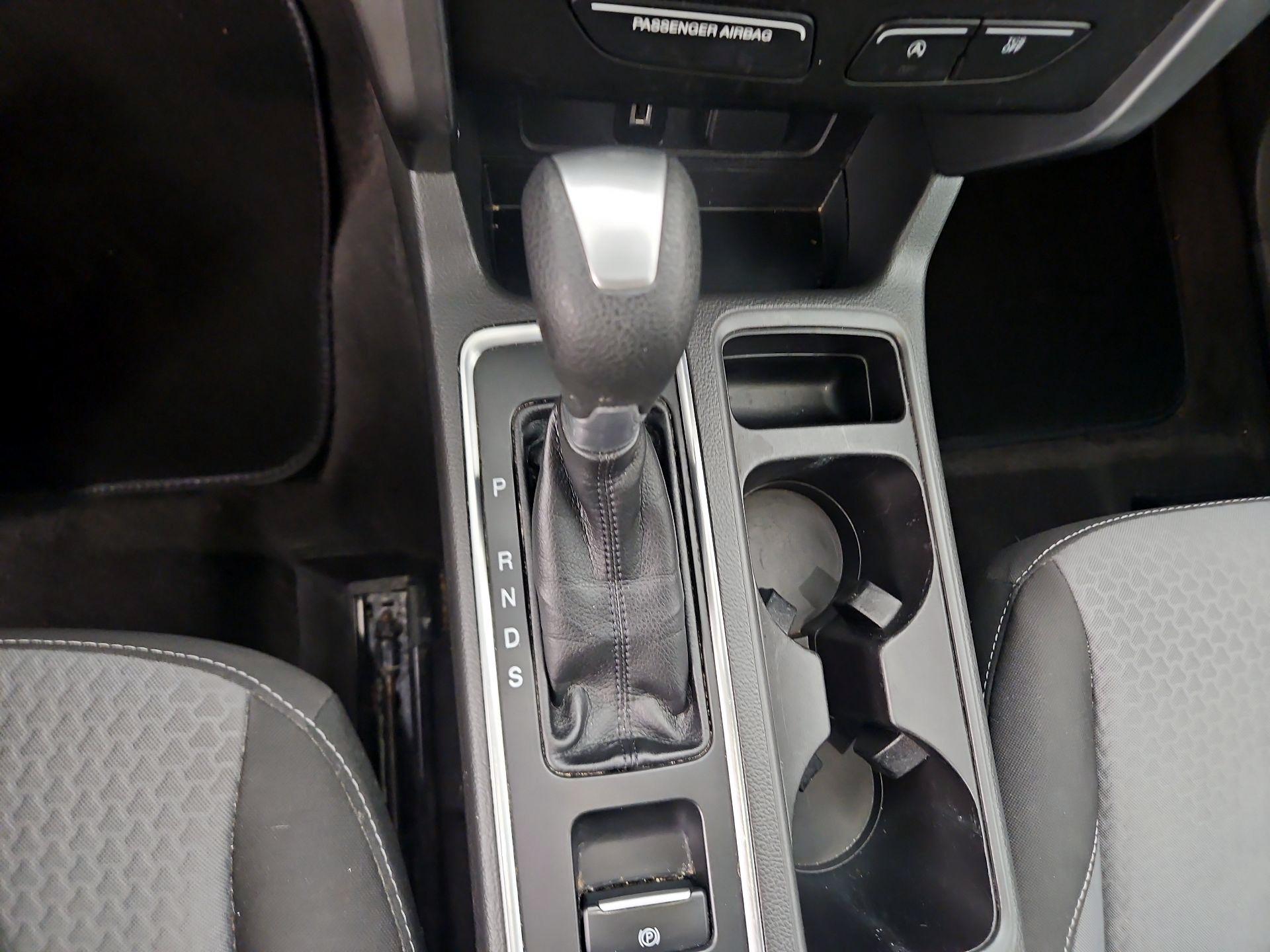 Thumbnail: 2017 Ford Escape - 17